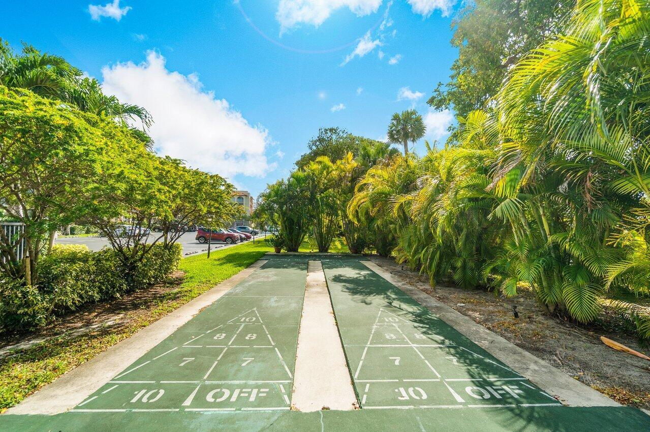 950 Ponce De Leon Road 307