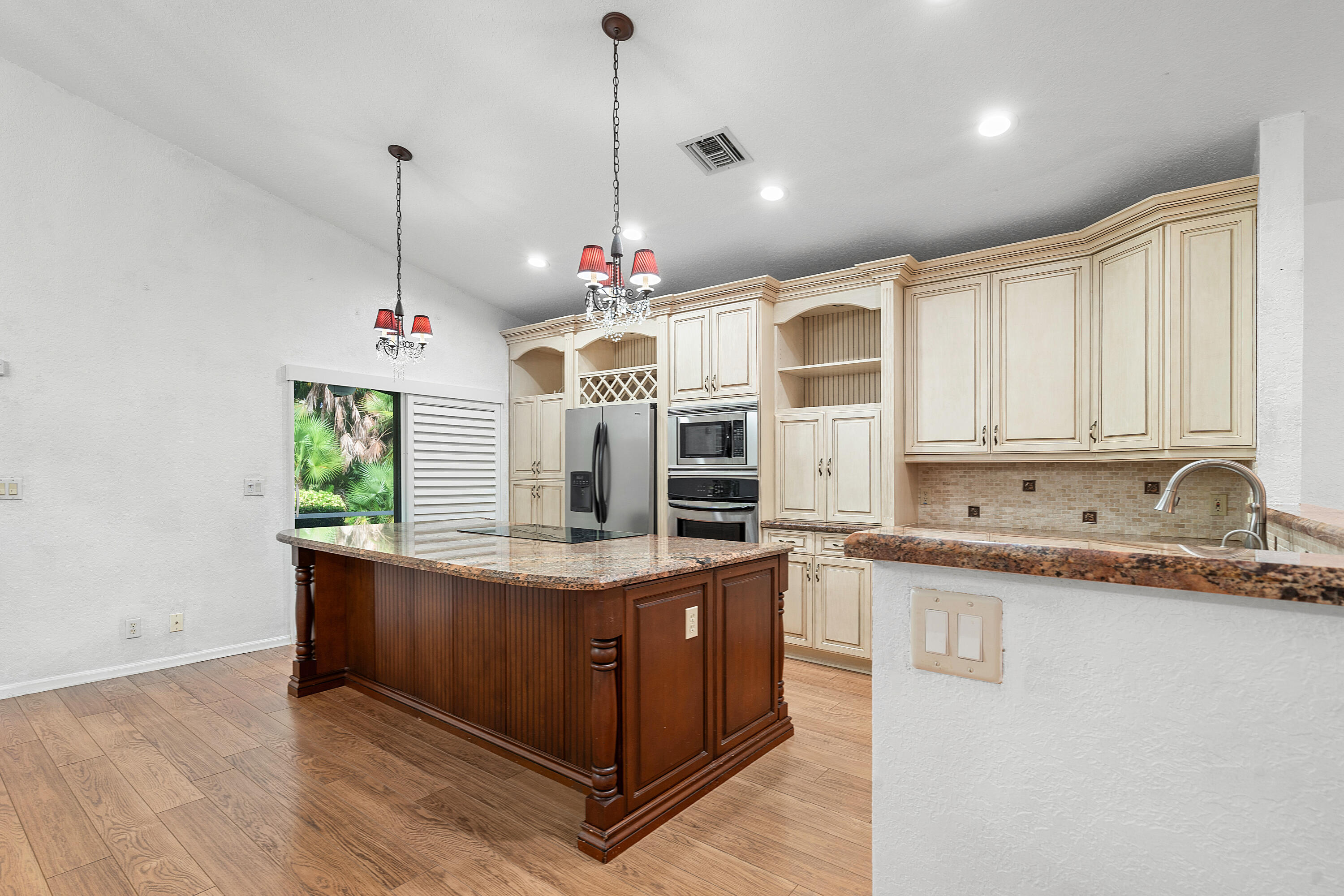 9628 Honeybell Circle, Boynton Beach