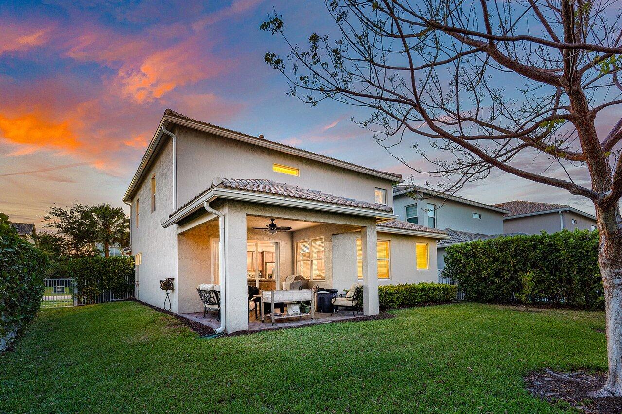 1595 Myrtle Oak Terrace, Hollywood