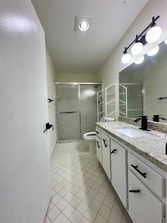 8076 Ambach Way, Hypoluxo