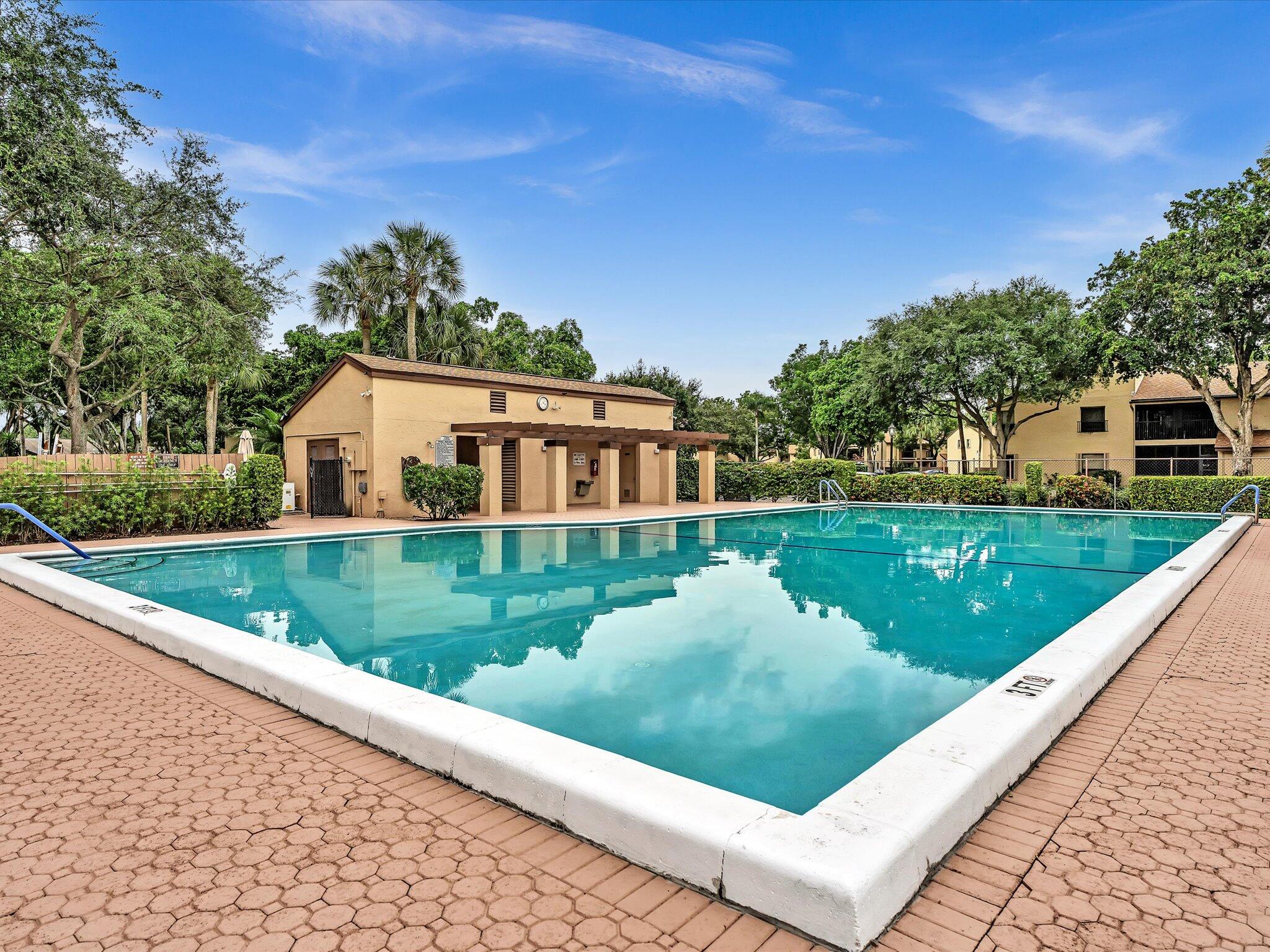 3863 Cocoplum Circle 35108, Coconut Creek Unit: 35108