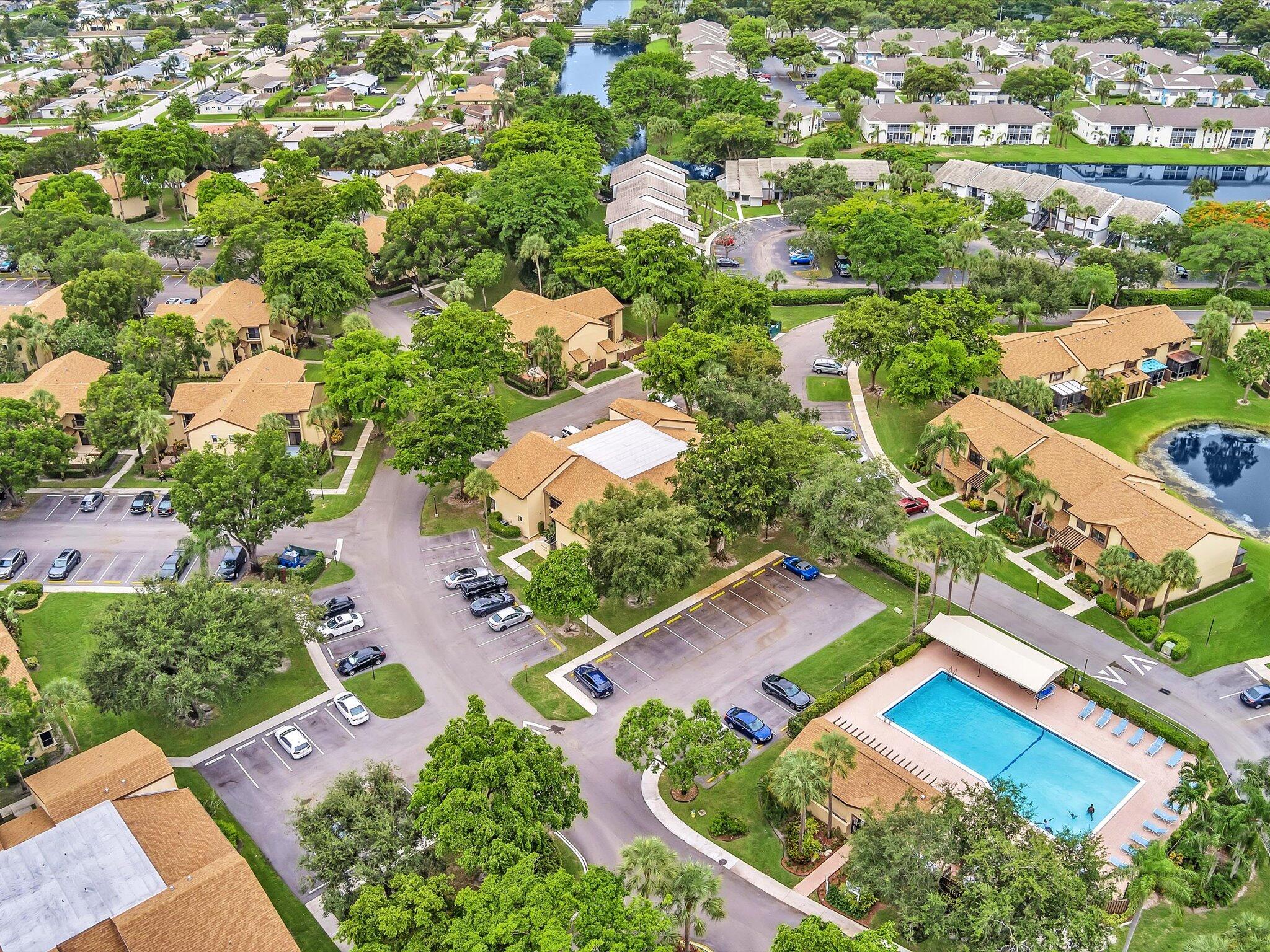 3863 Cocoplum Circle 35108, Coconut Creek Unit: 35108