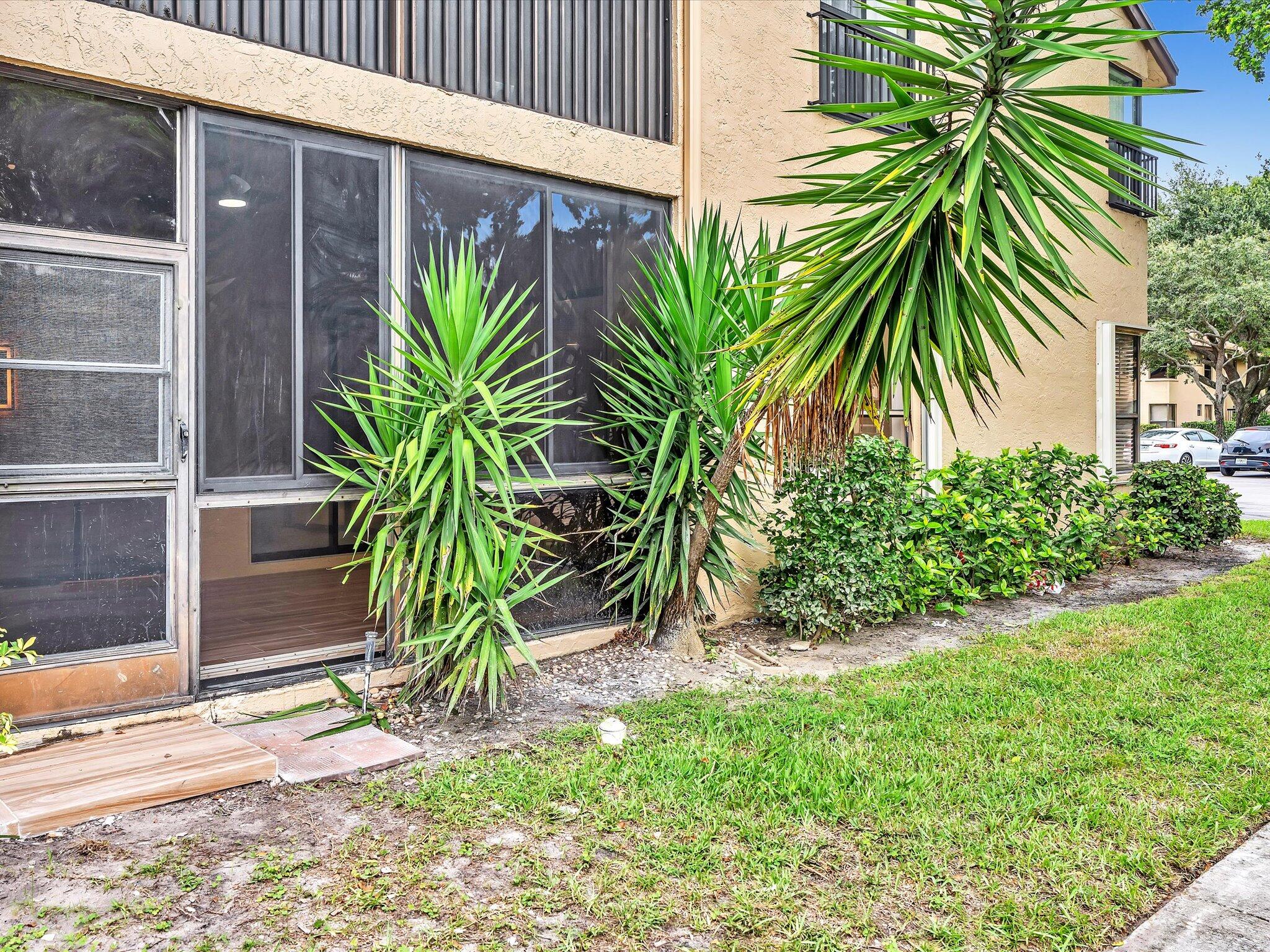 3863 Cocoplum Circle 35108, Coconut Creek Unit: 35108