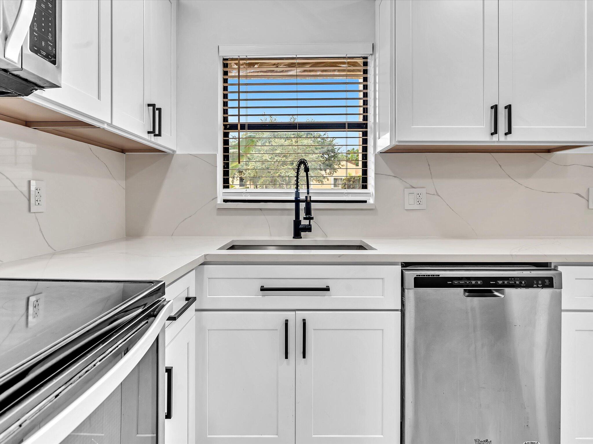 3863 Cocoplum Circle 35108, Coconut Creek Unit: 35108