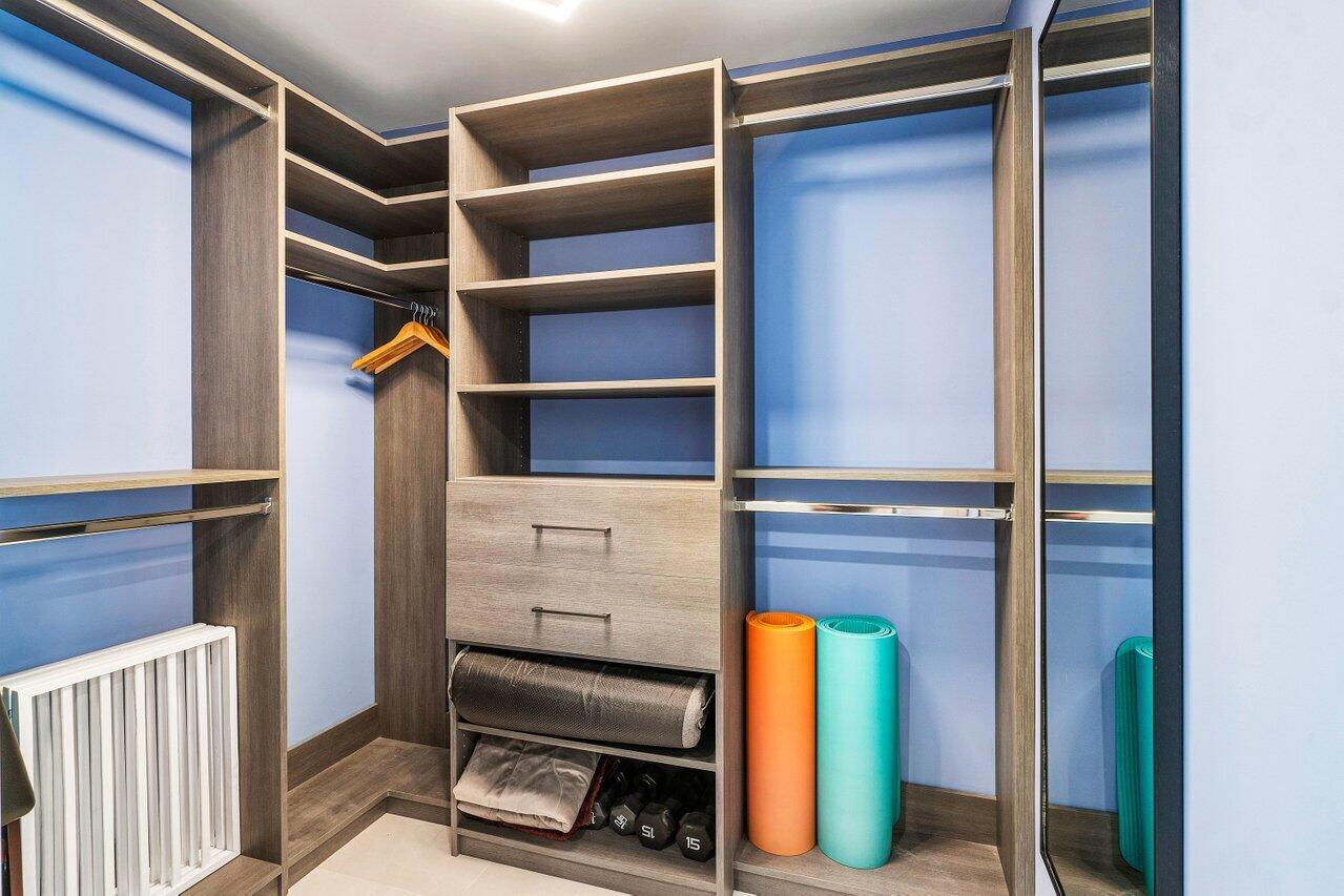 550 SE Mizner Boulevard B709