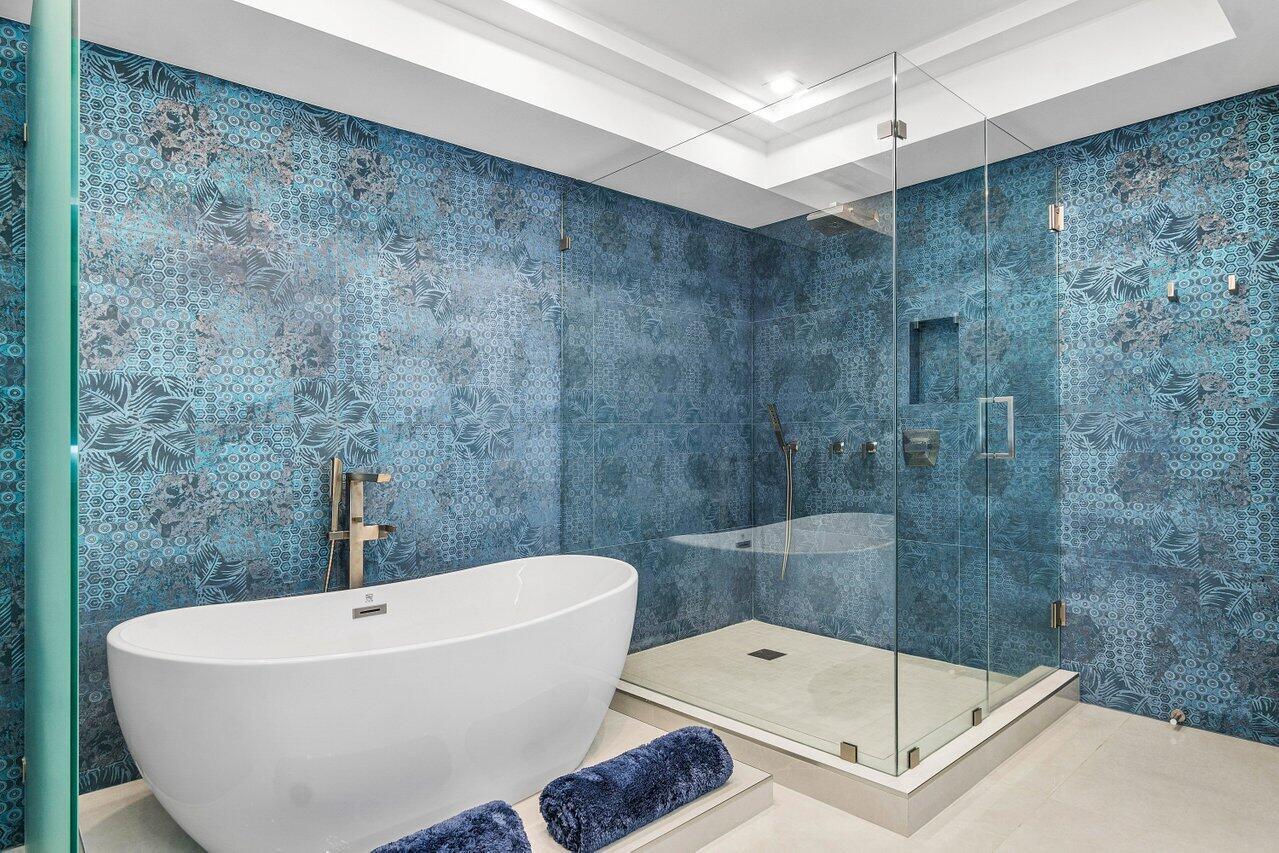 550 SE Mizner Boulevard B709