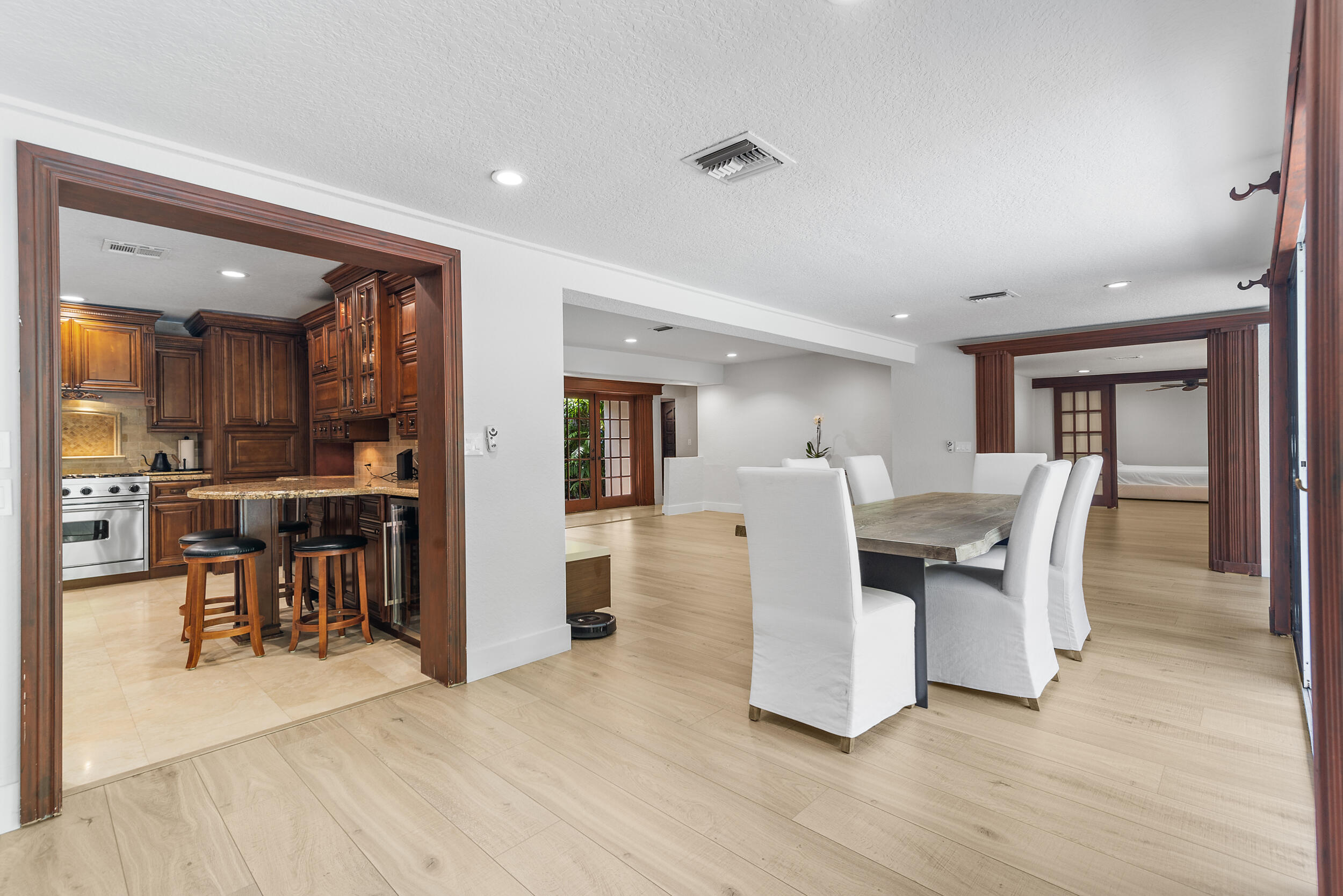 450 NW 14th Avenue