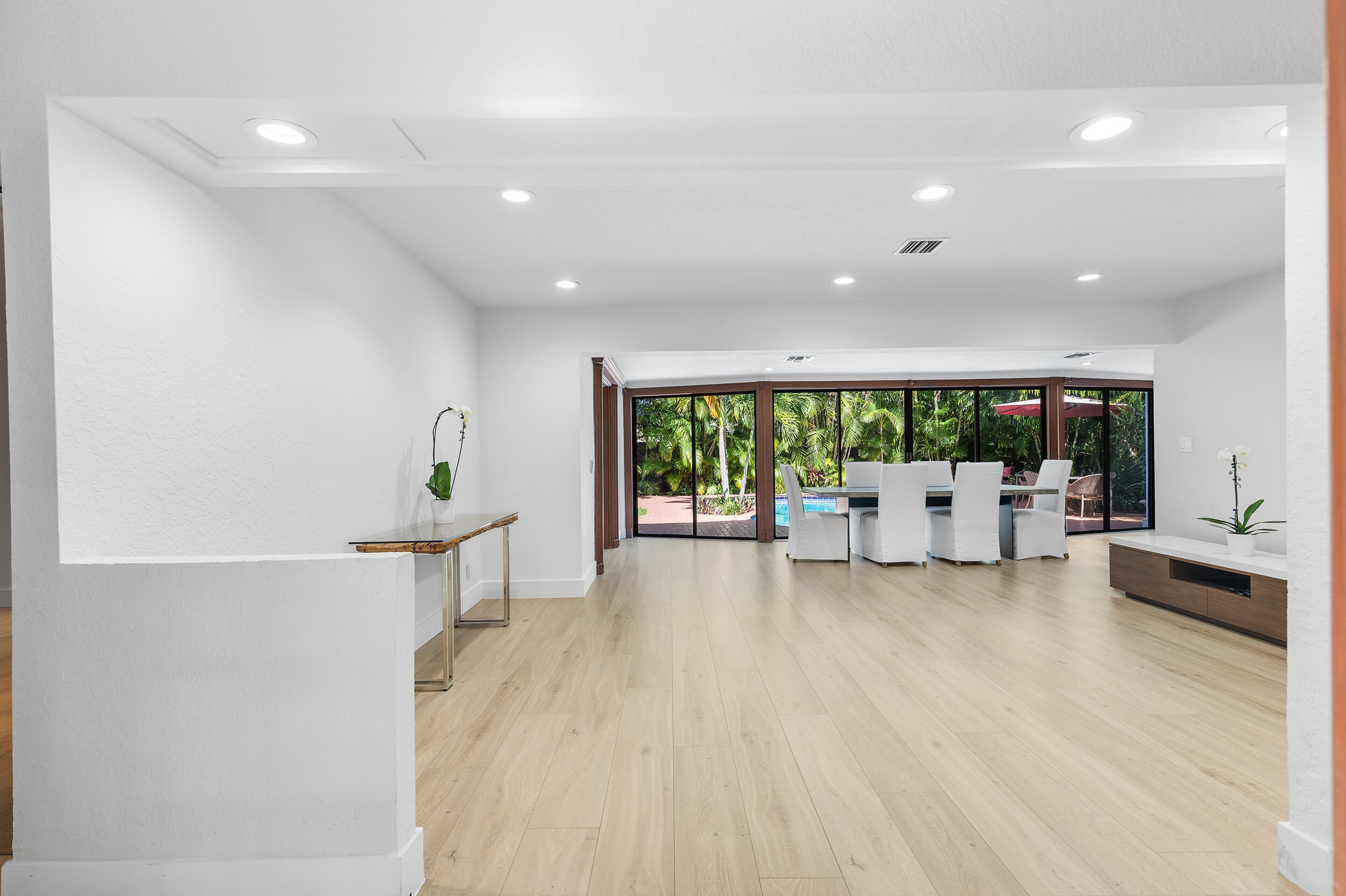 450 NW 14th Avenue