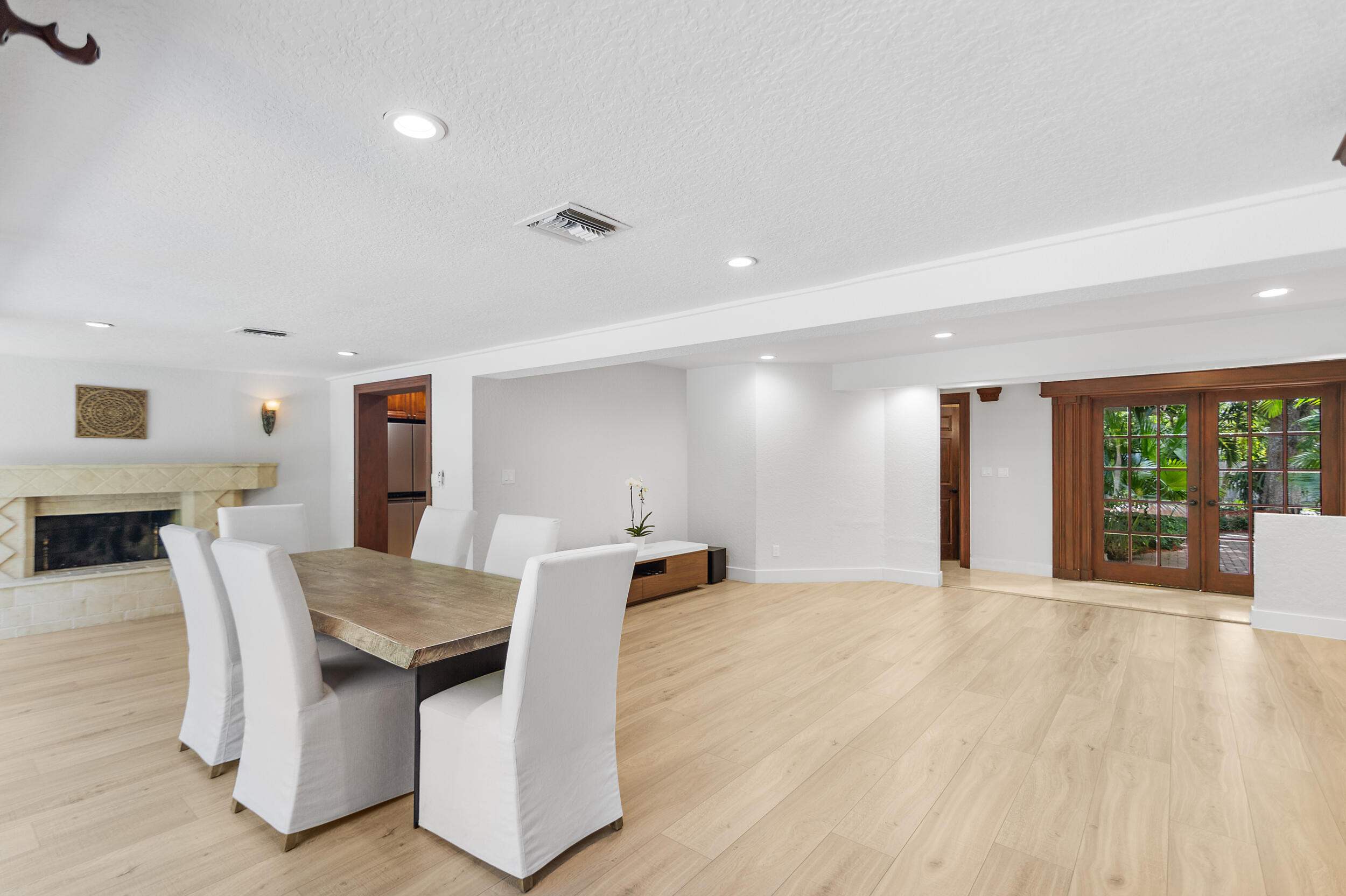 450 NW 14th Avenue
