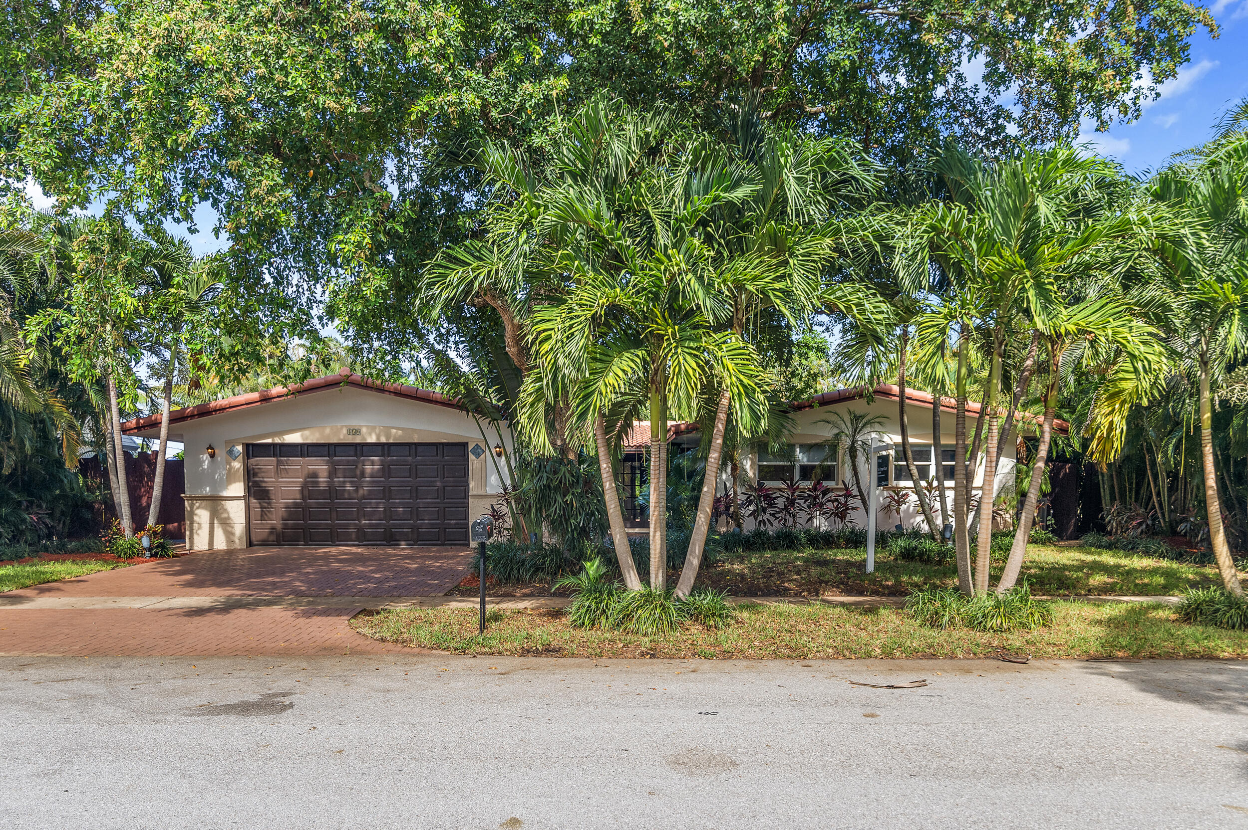 450 NW 14th Avenue