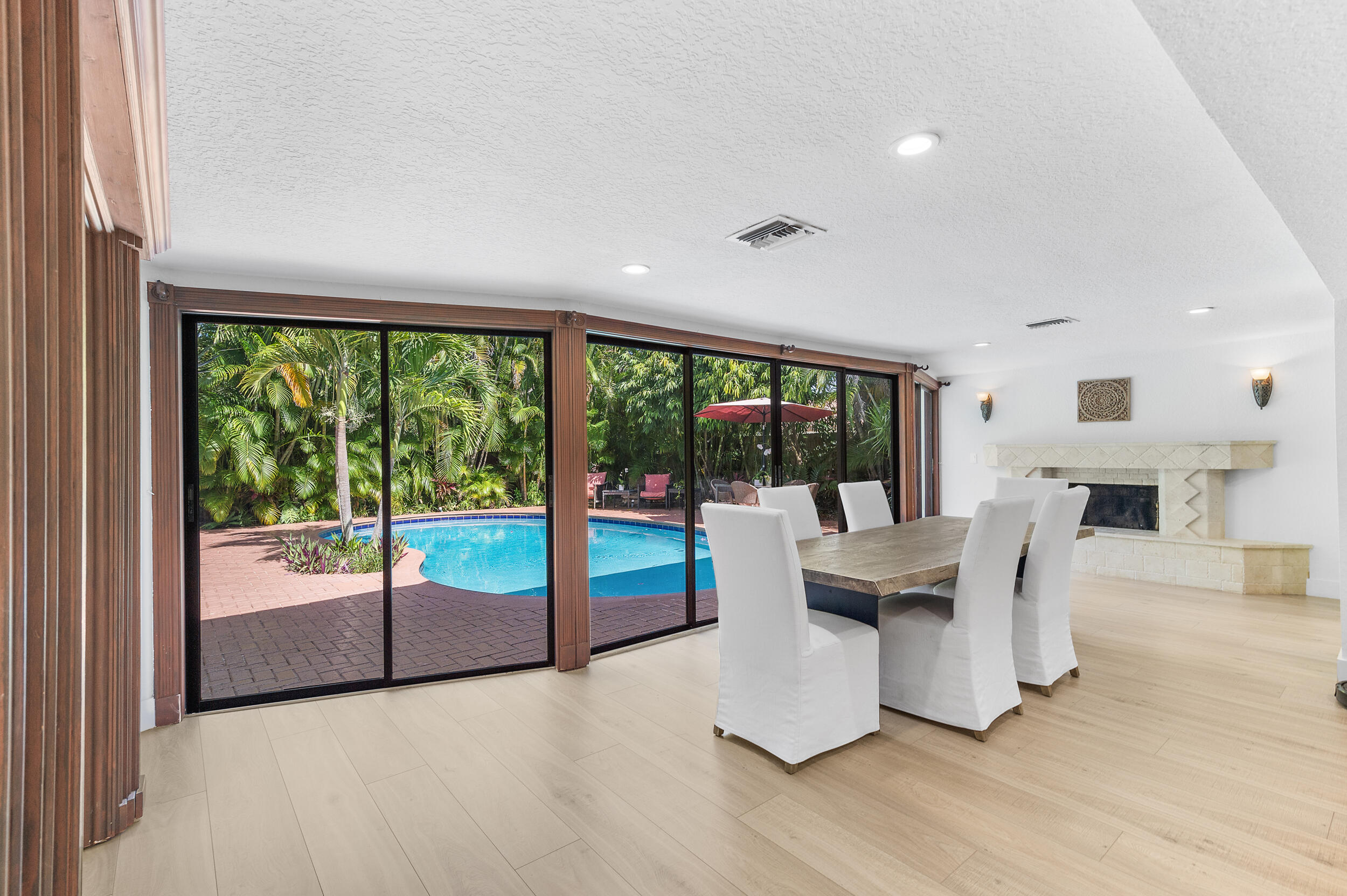 450 NW 14th Avenue
