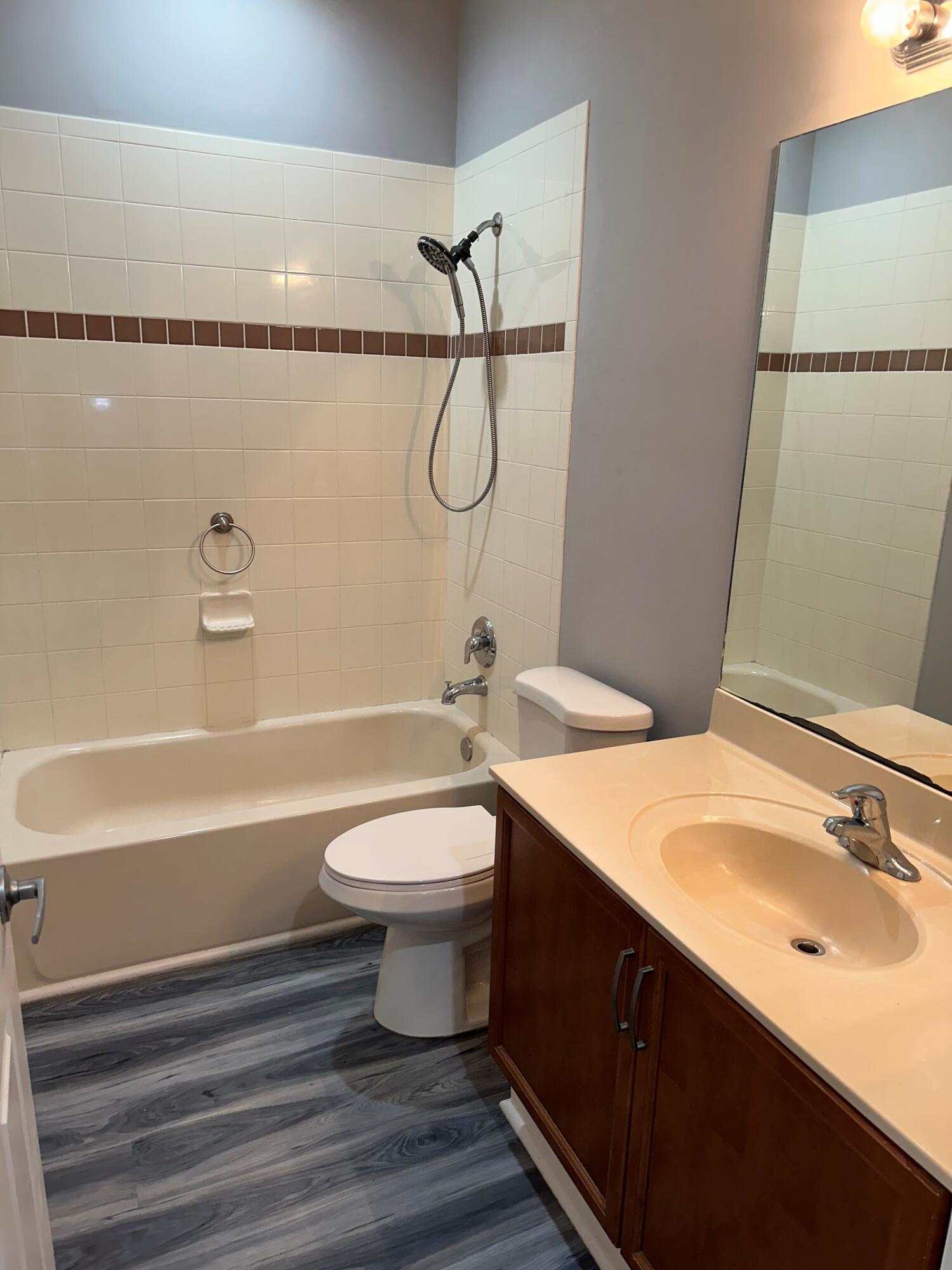 236 Lake Monterey Circle 236