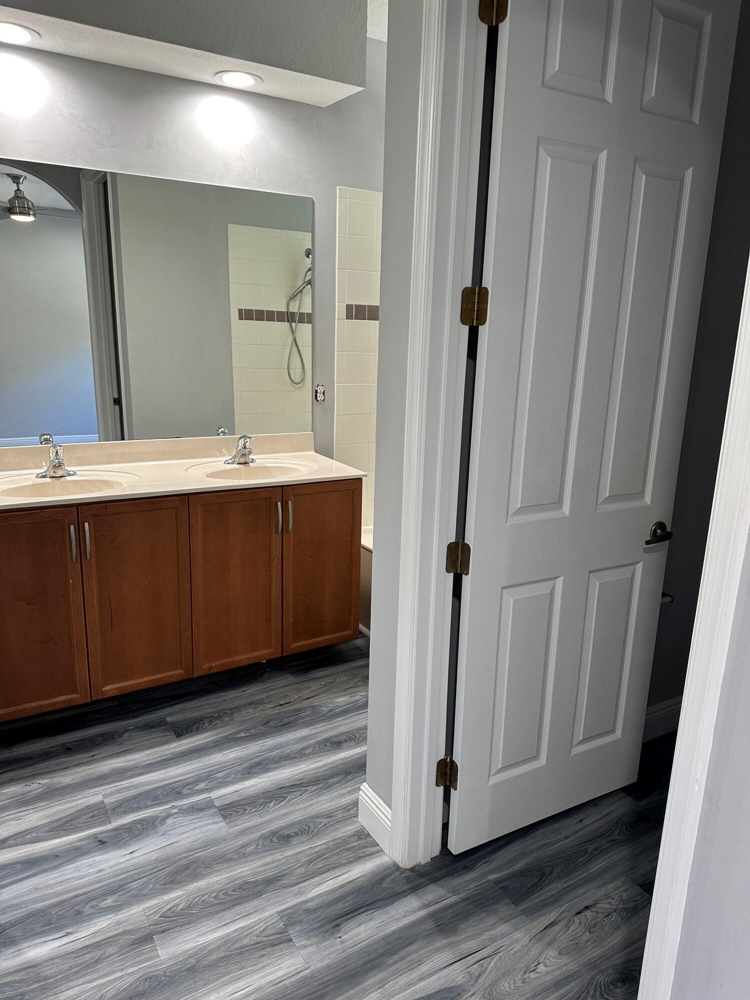 236 Lake Monterey Circle 236