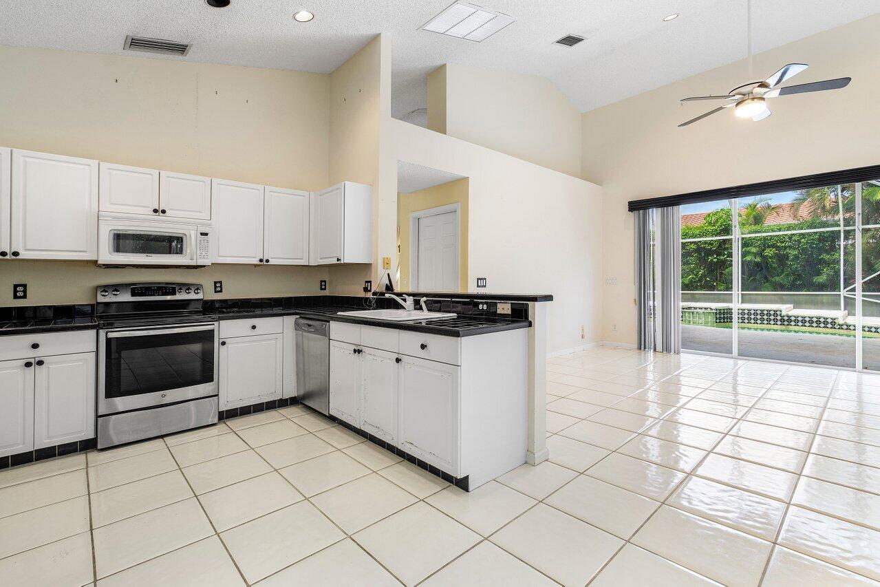 8581 Lawson Circle