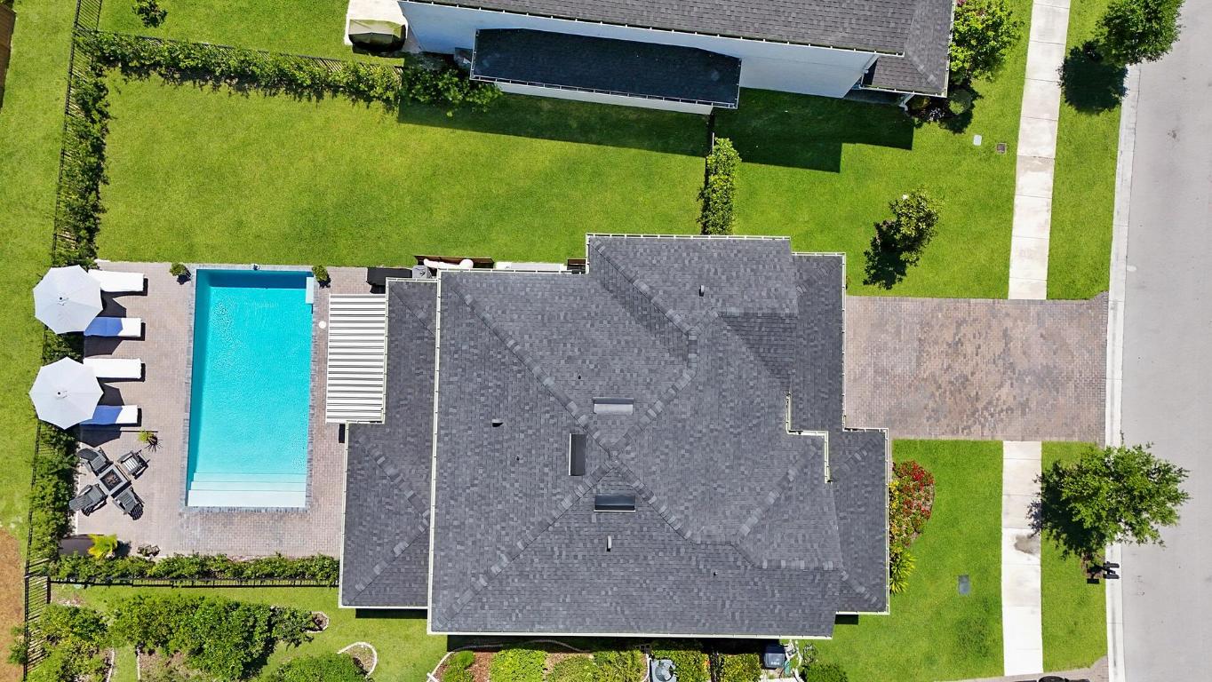 864 Sterling Pine Place, Loxahatchee