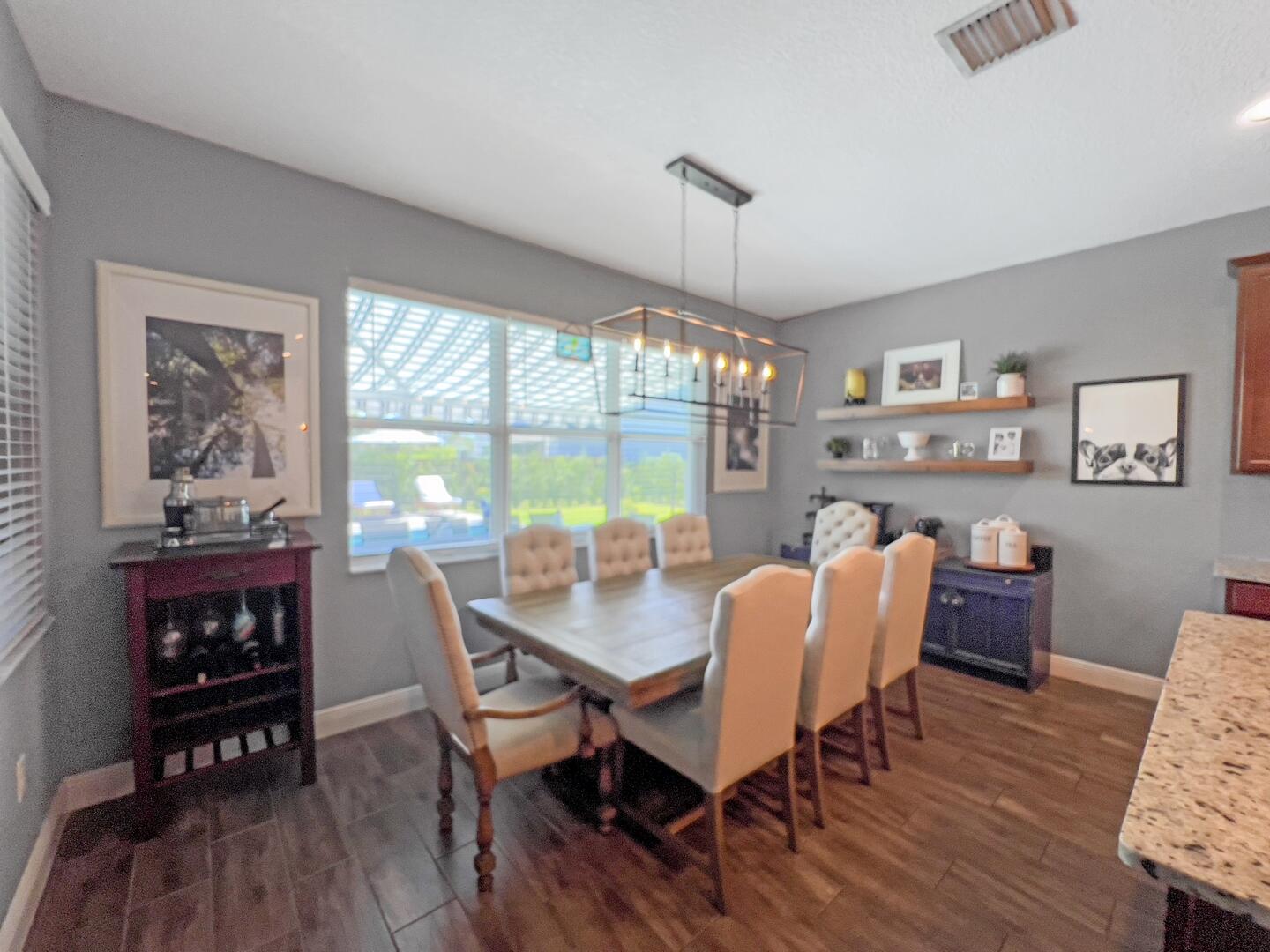 864 Sterling Pine Place, Loxahatchee