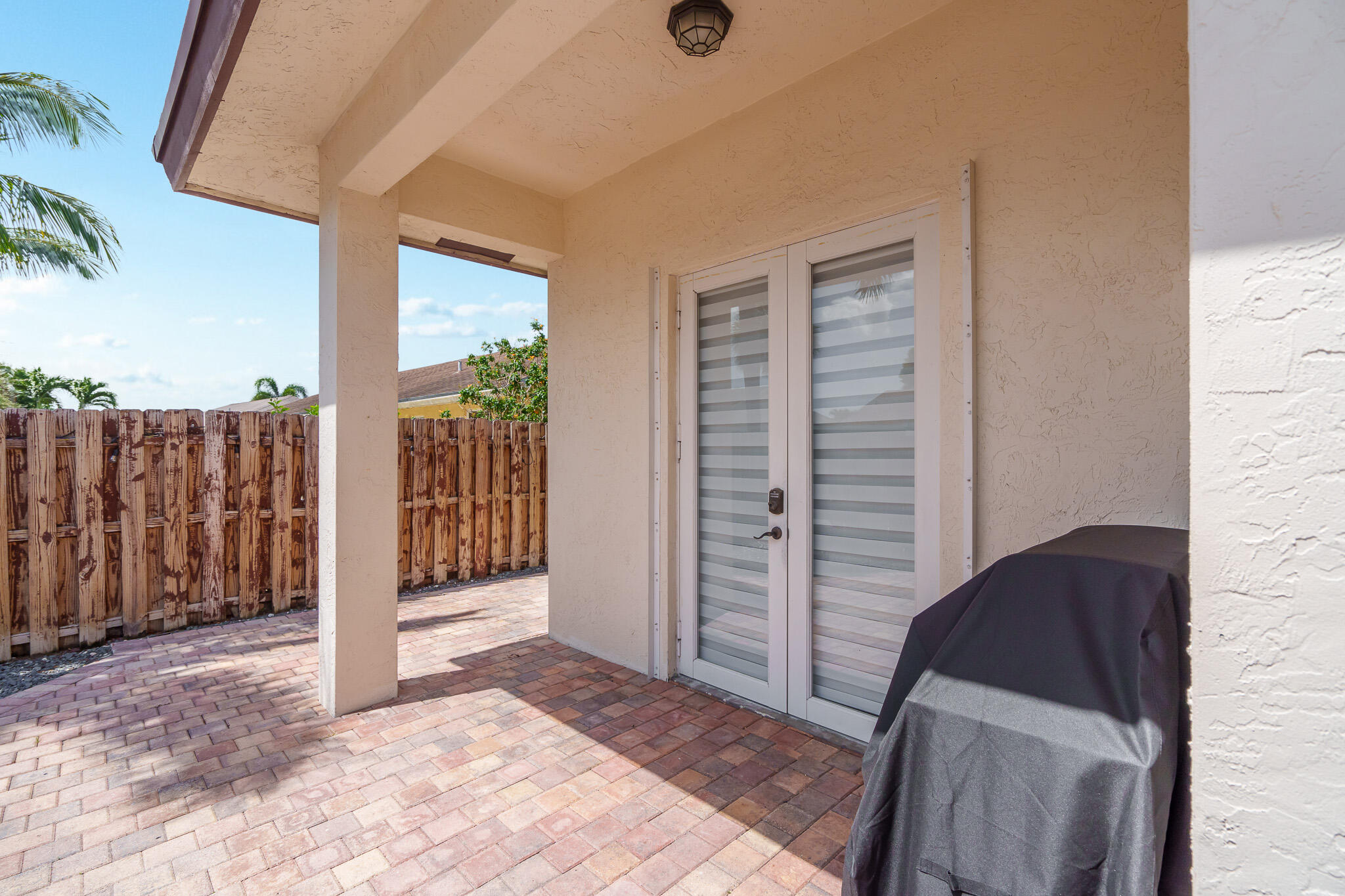 738 NW 42nd Way, Deerfield Beach