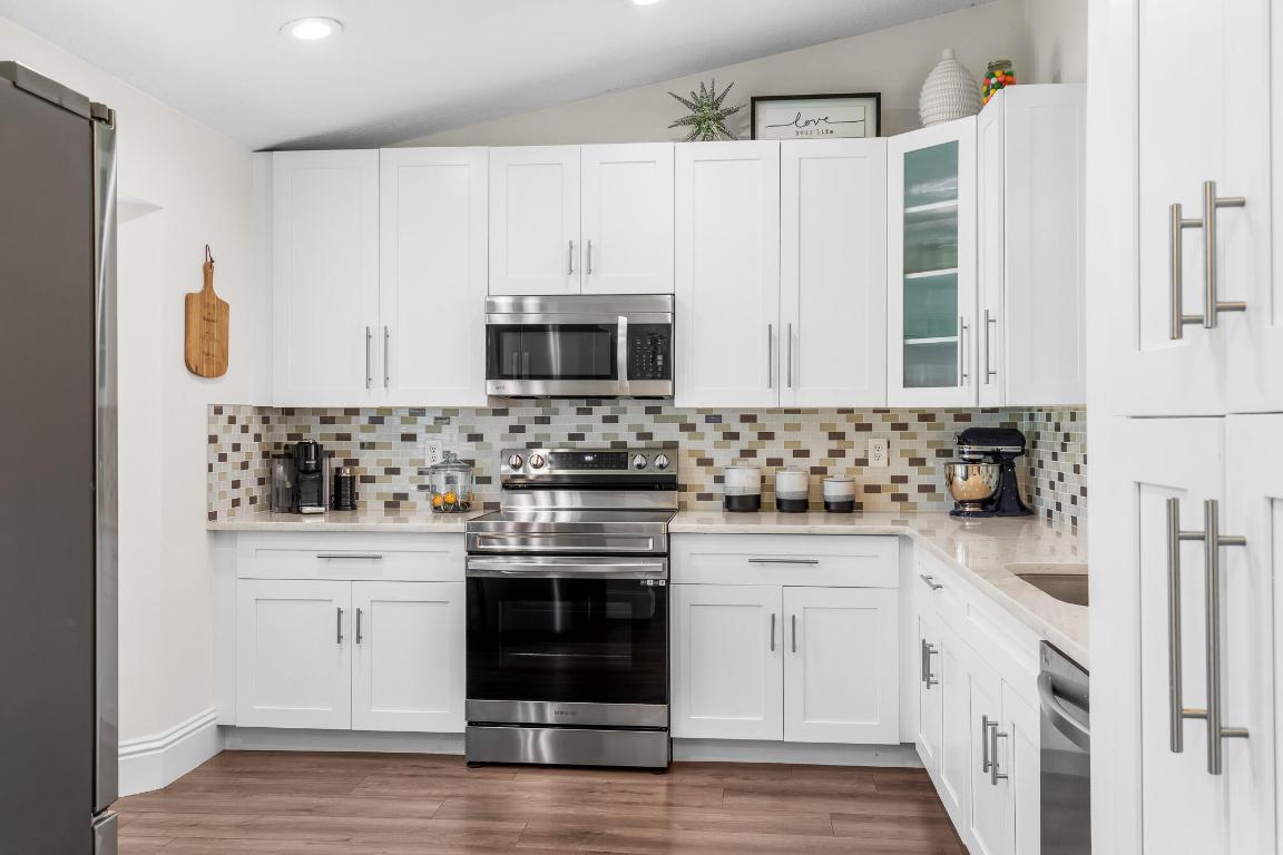 738 NW 42nd Way, Deerfield Beach