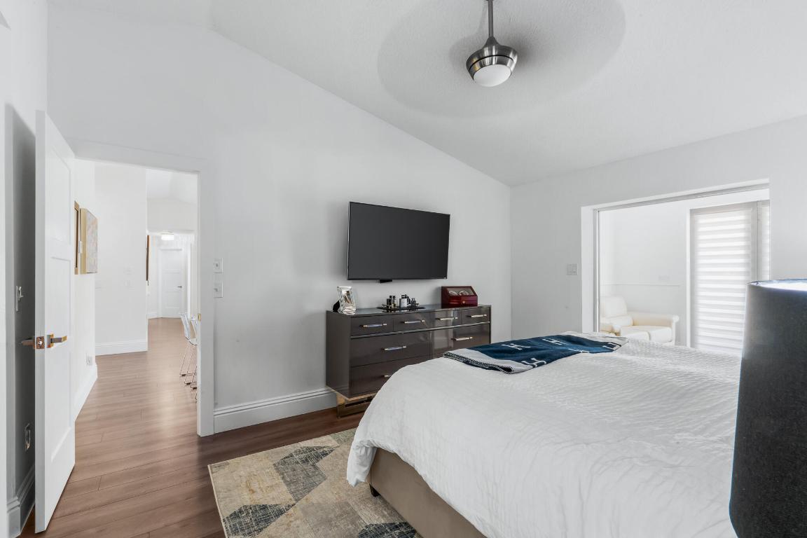 738 NW 42nd Way, Deerfield Beach