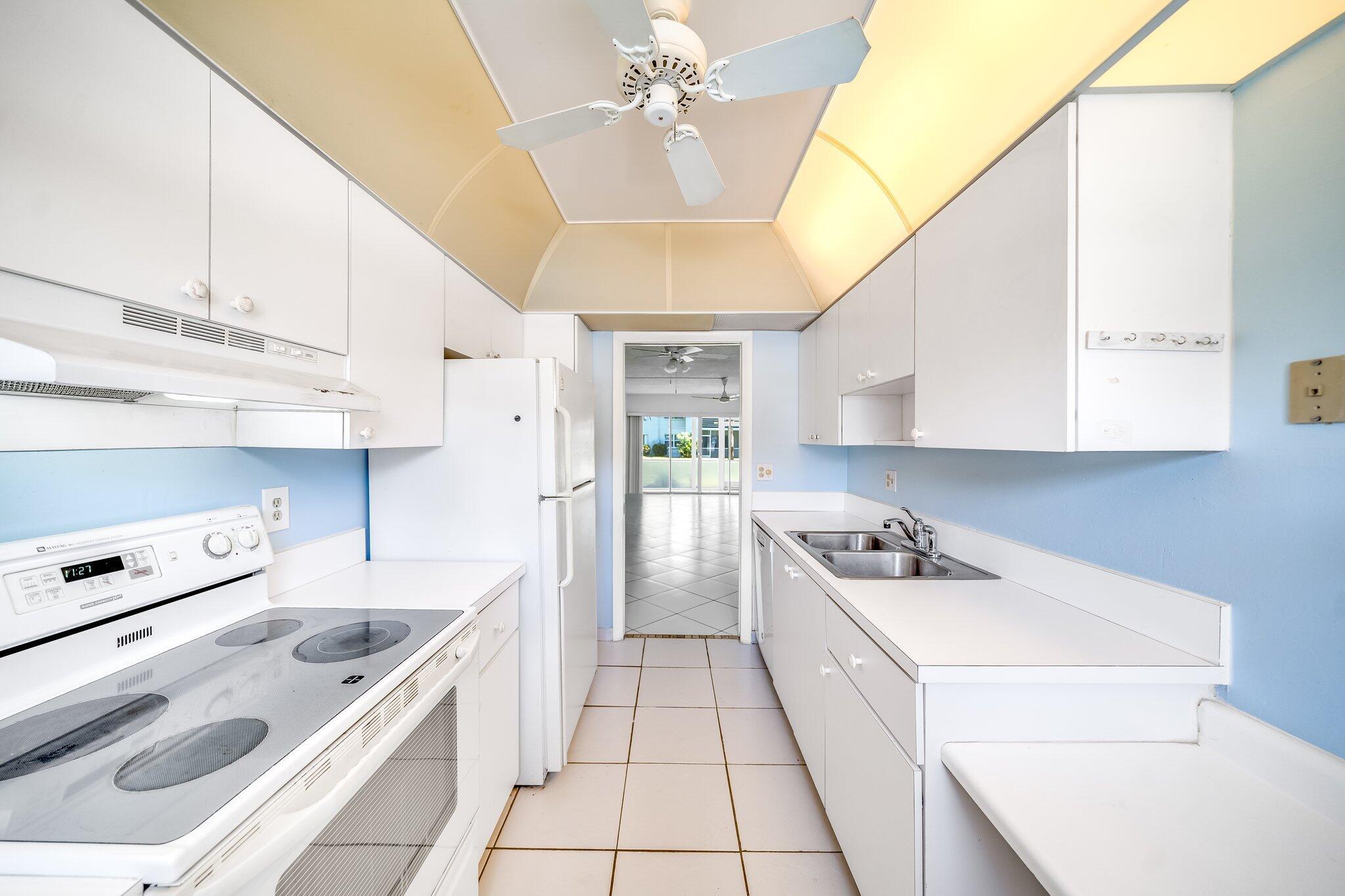 2400 SW 22nd Avenue 503