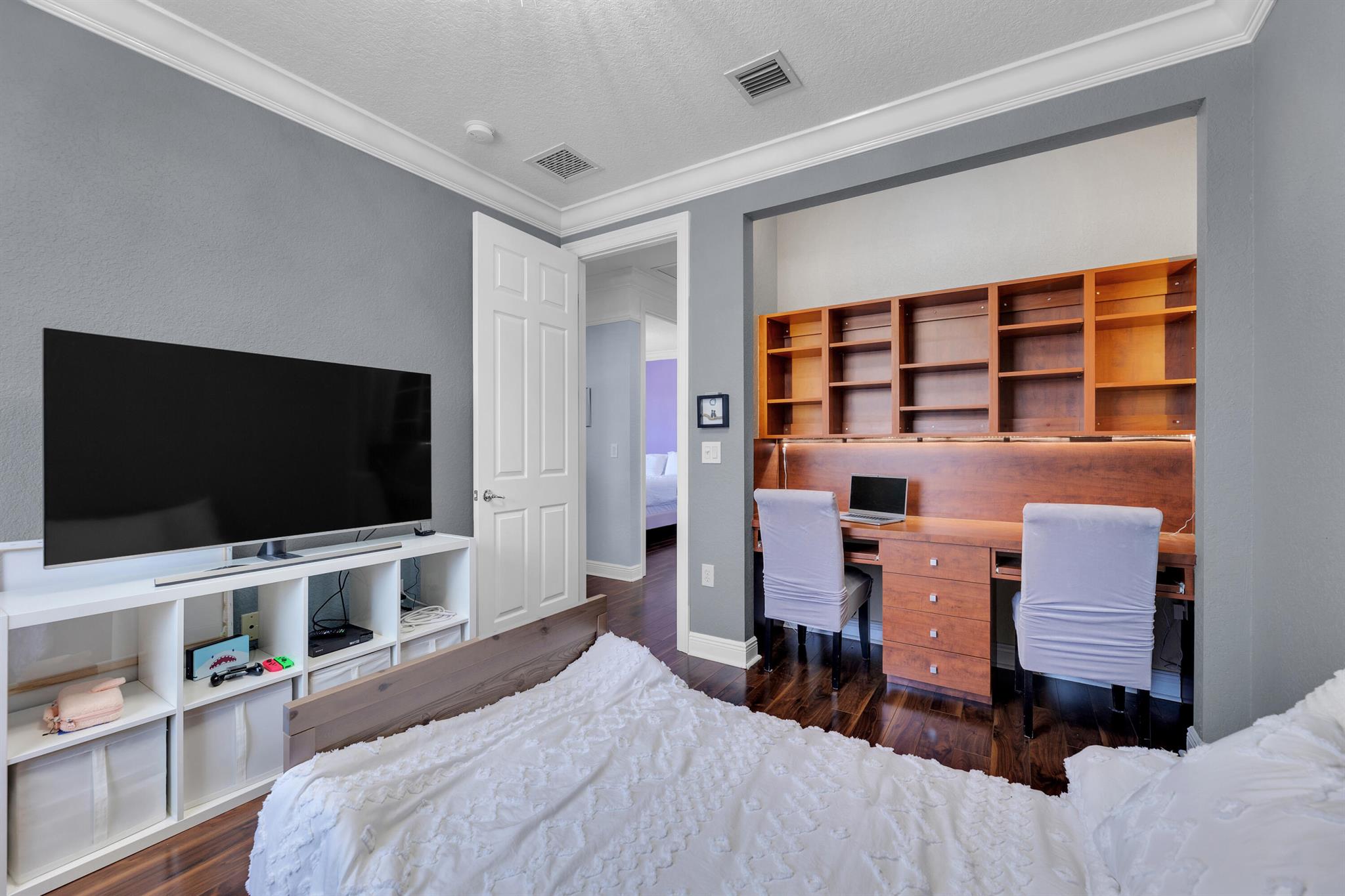 15619 Messina Isle Court