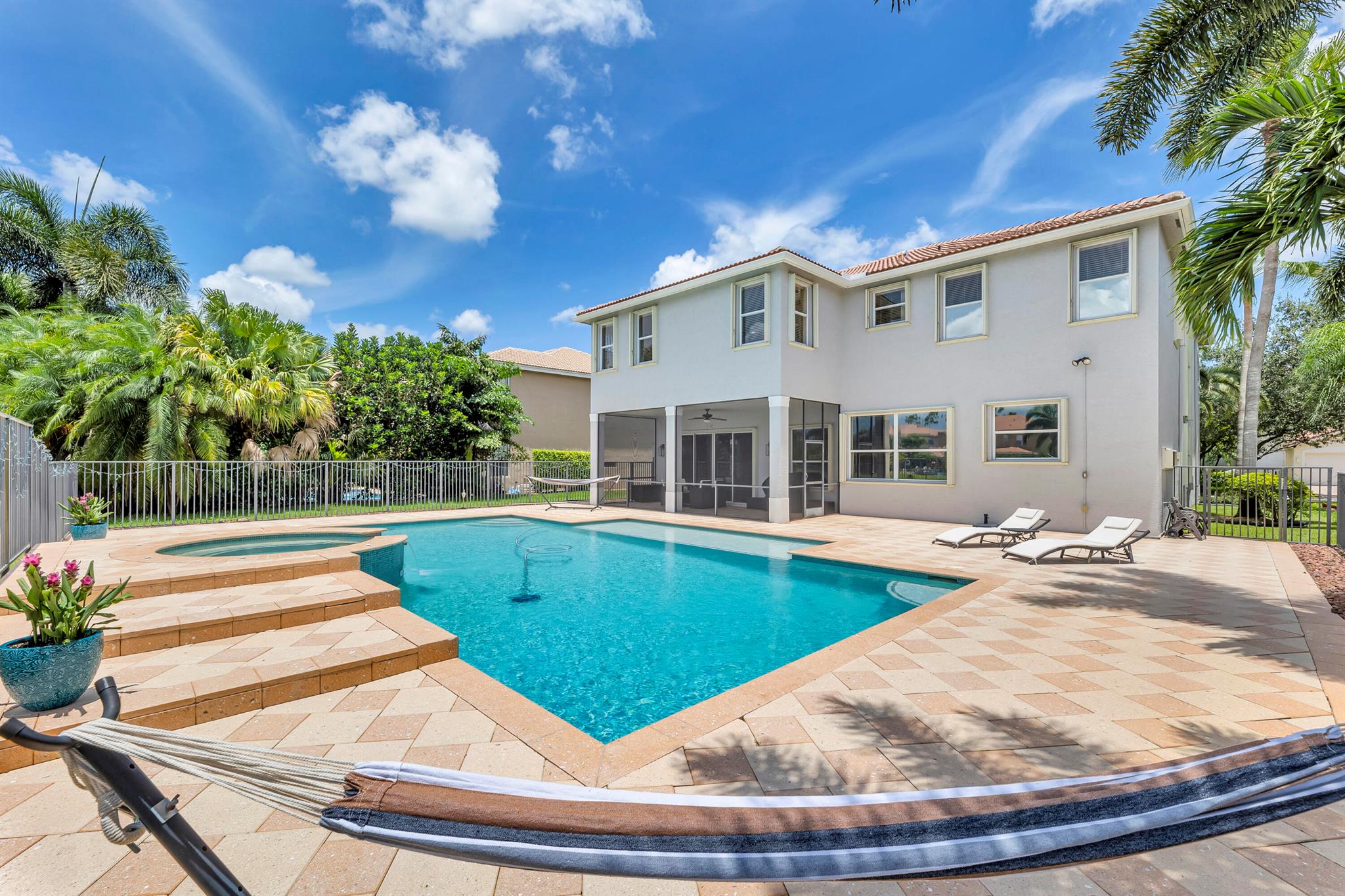 15619 Messina Isle Court