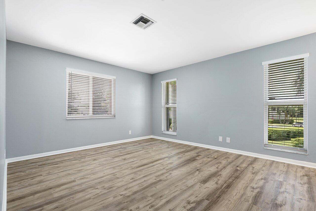 1740 NW 19th Terrace 204