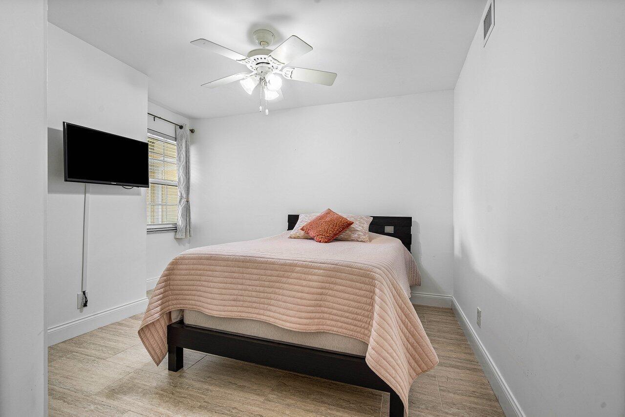 5295 Buckhead Circle (1030)