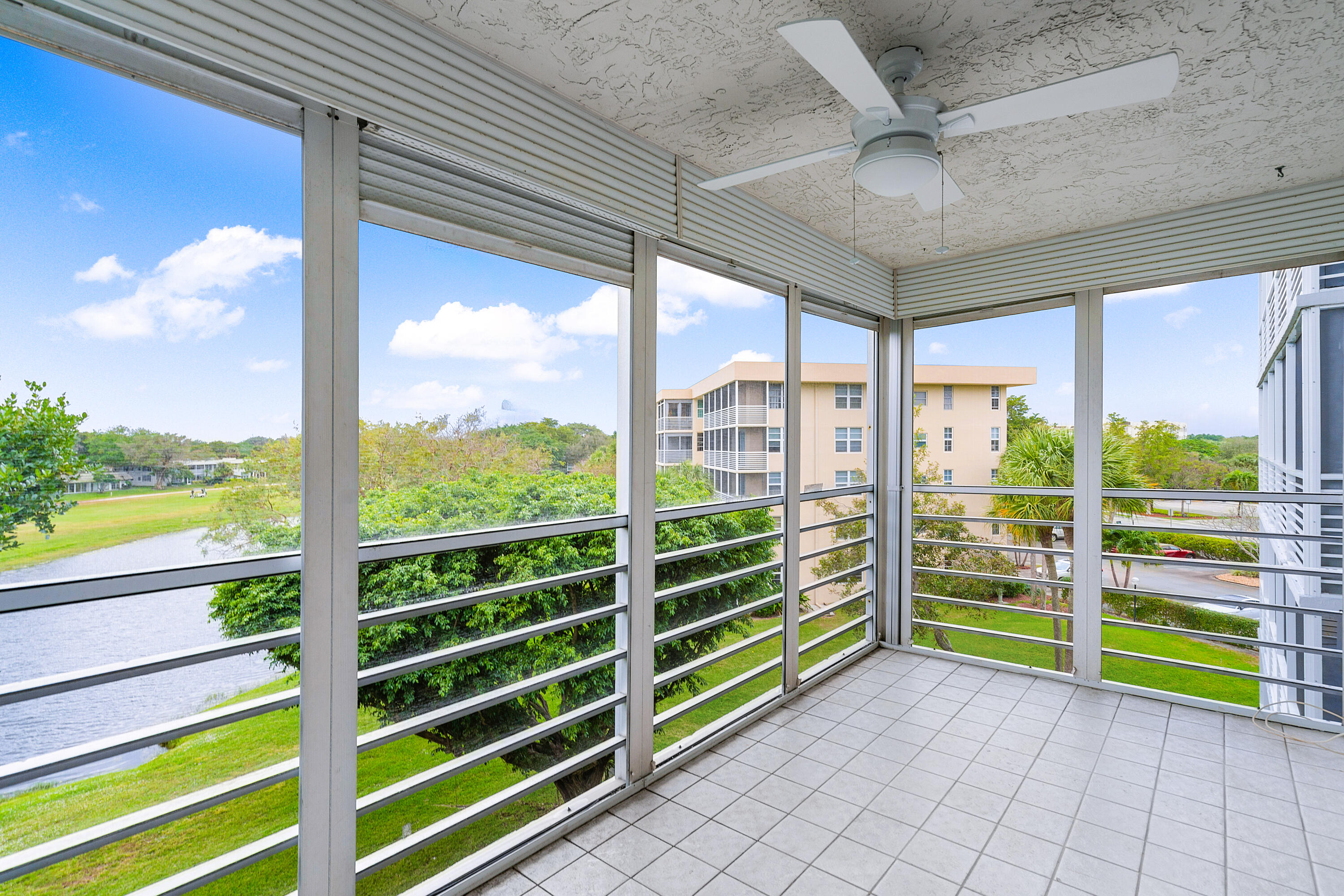 4020 W Palm Aire Drive 402, Pompano Beach Unit: 402