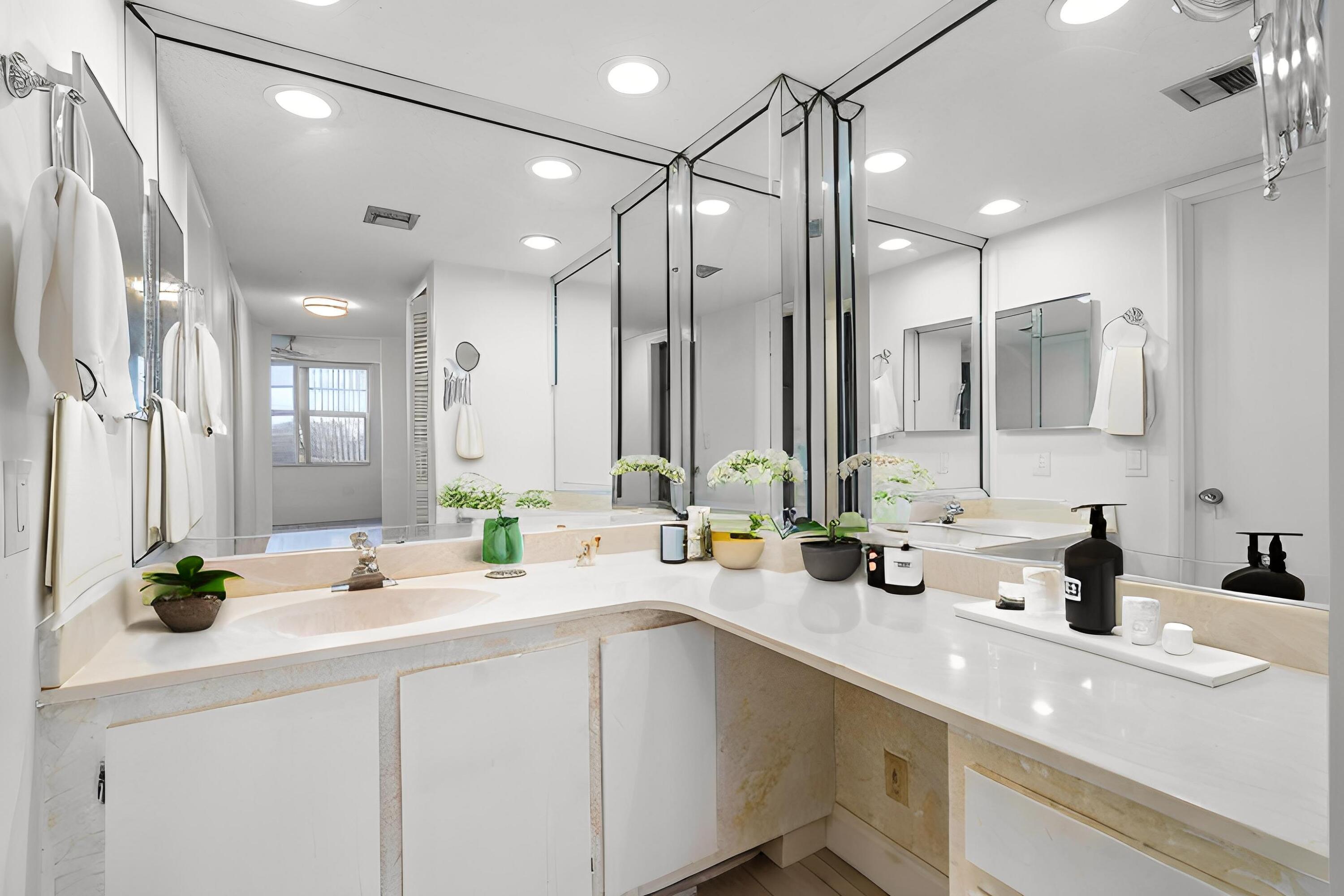 4020 W Palm Aire Drive 402, Pompano Beach Unit: 402