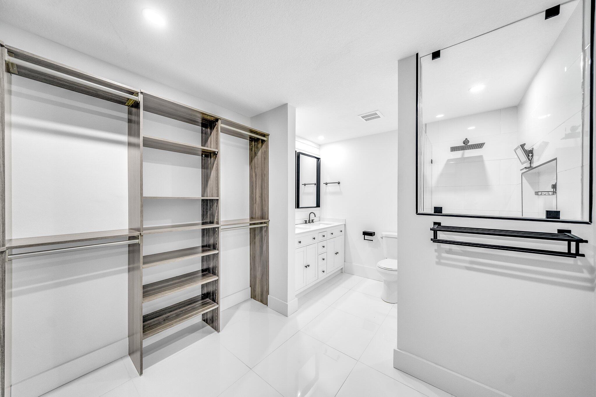 313 Cypress Lane, Palm Springs