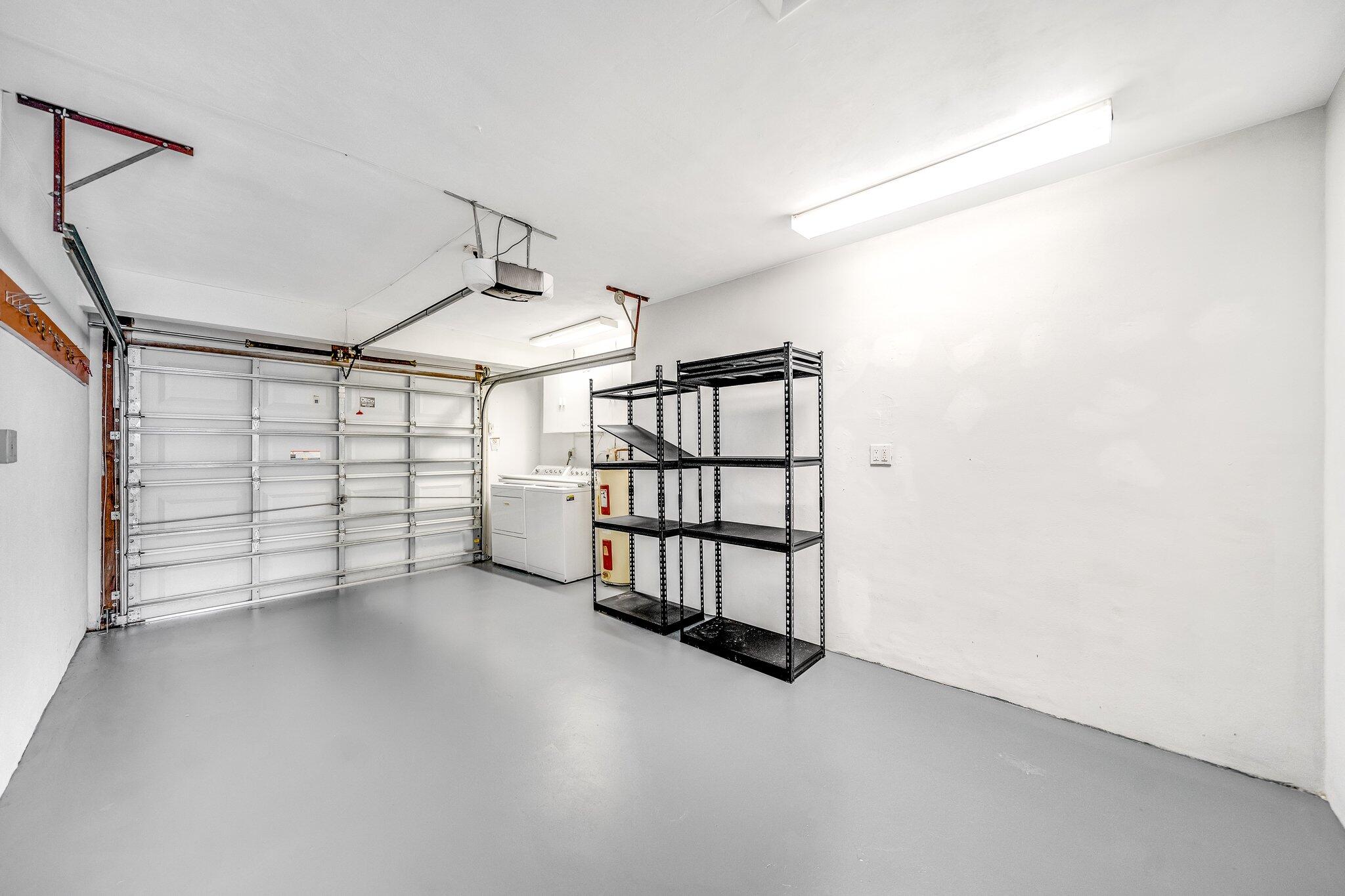 313 Cypress Lane, Palm Springs