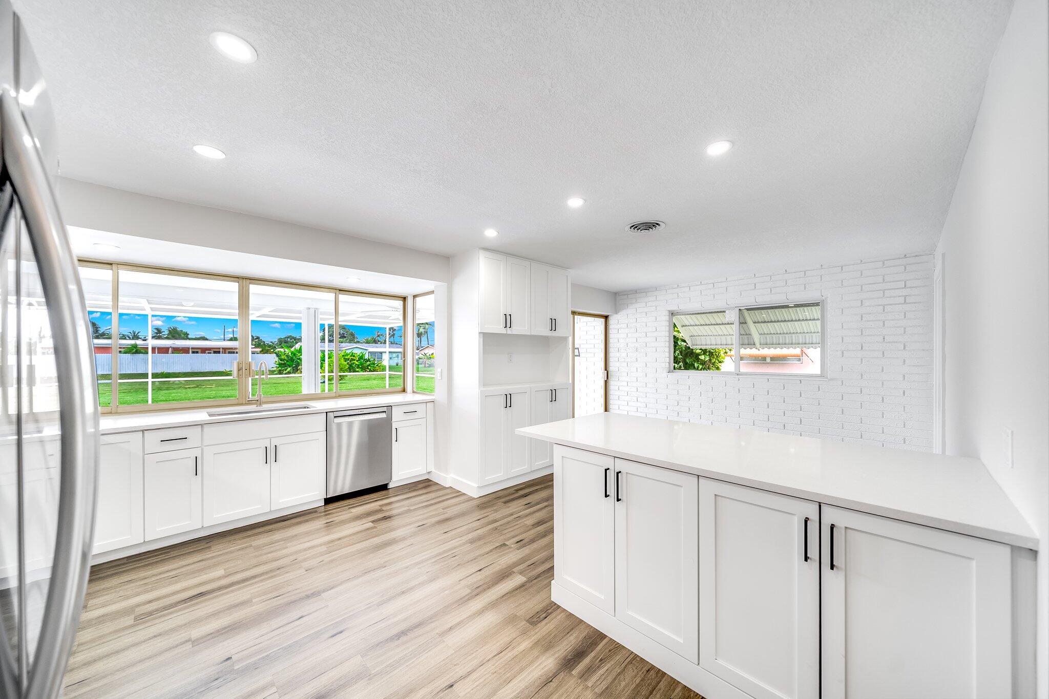 313 Cypress Lane, Palm Springs