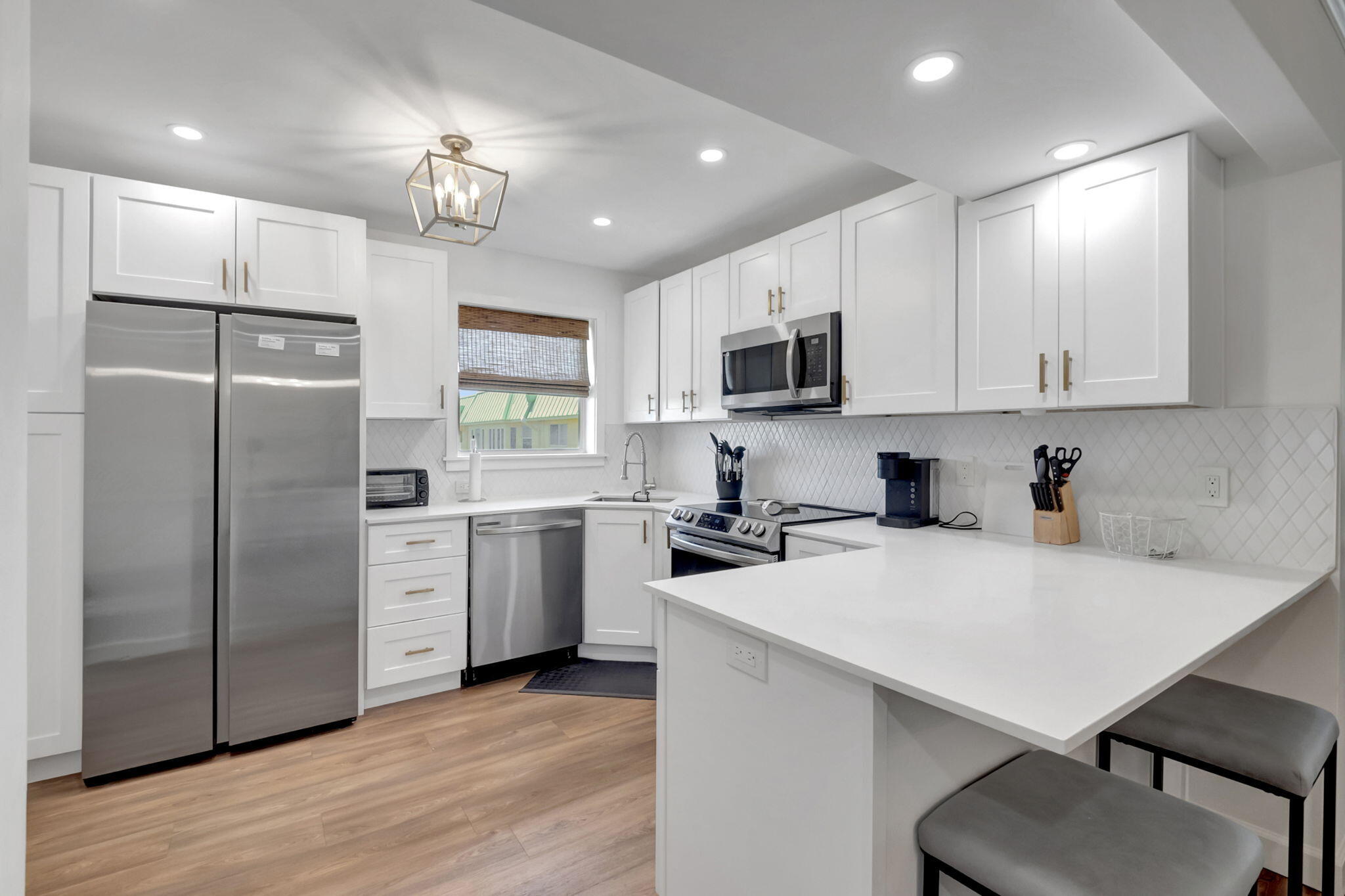 12 Colonial Club Drive 301