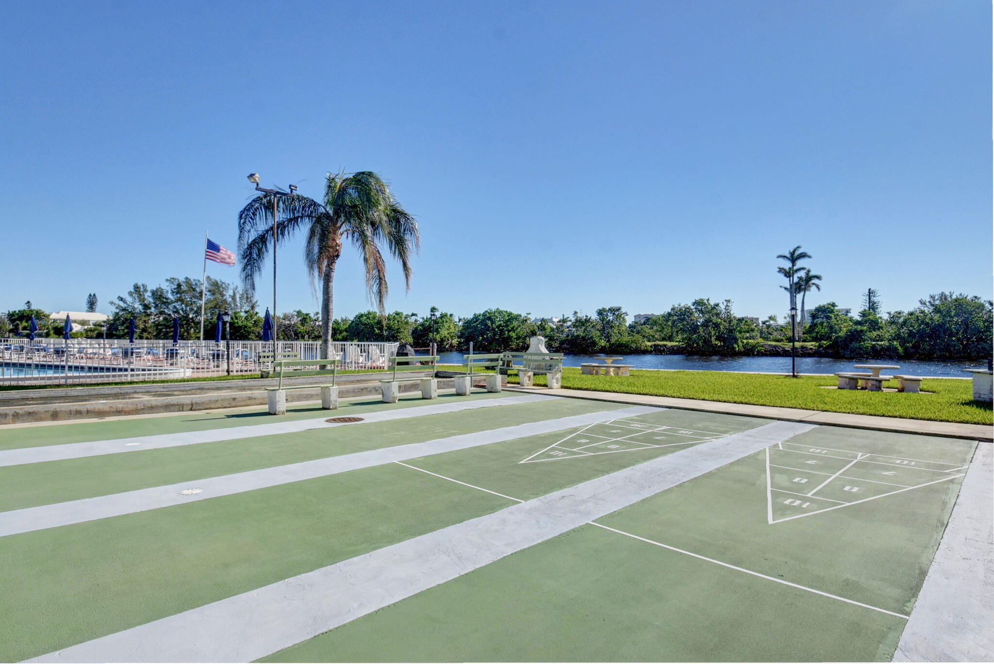 12 Colonial Club Drive 301