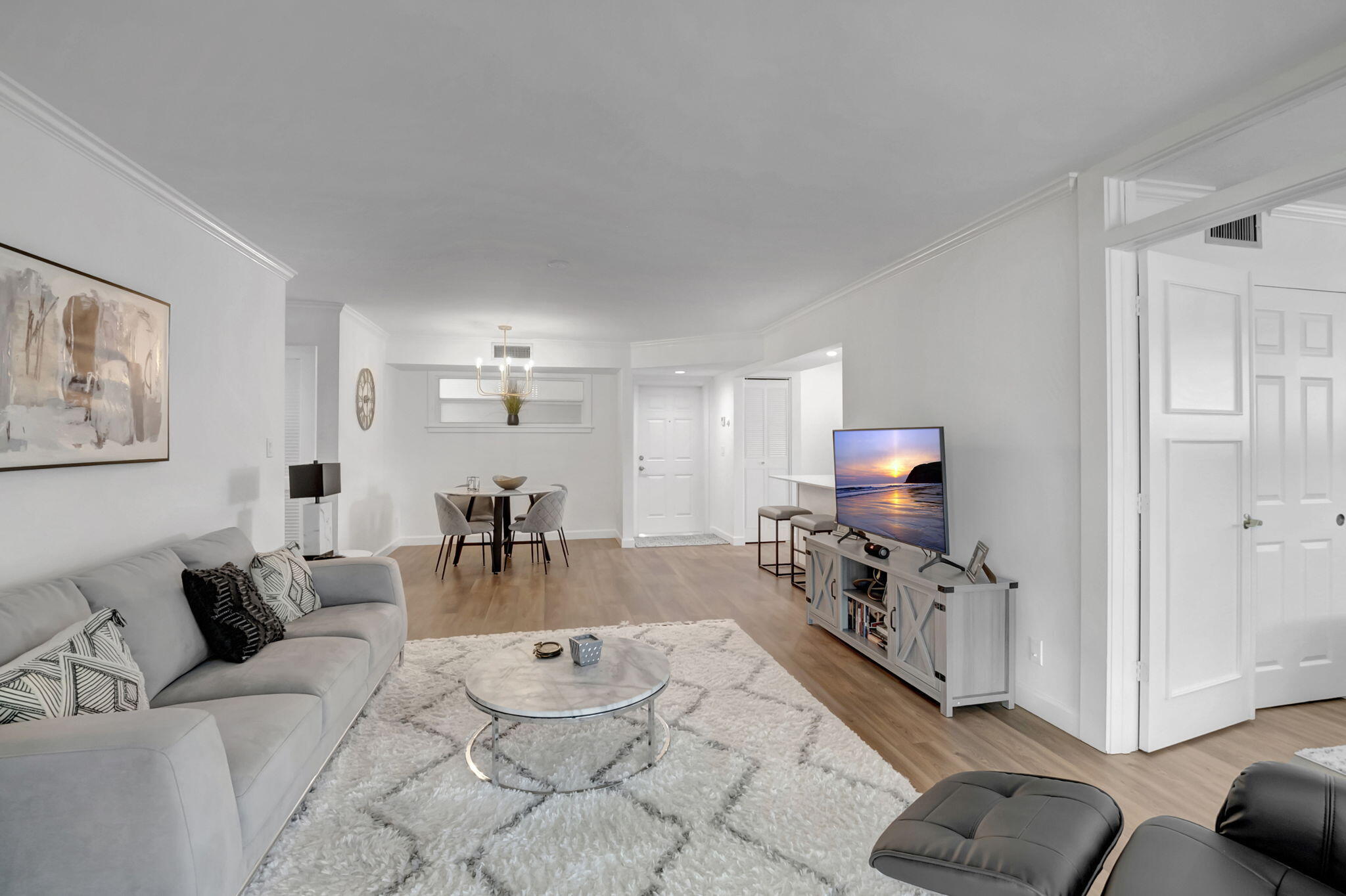 12 Colonial Club Drive 301