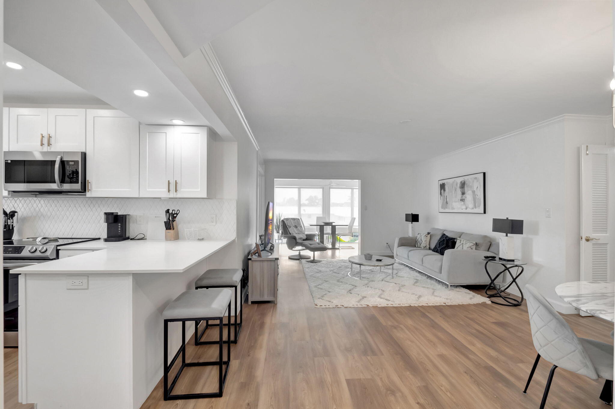 12 Colonial Club Drive 301