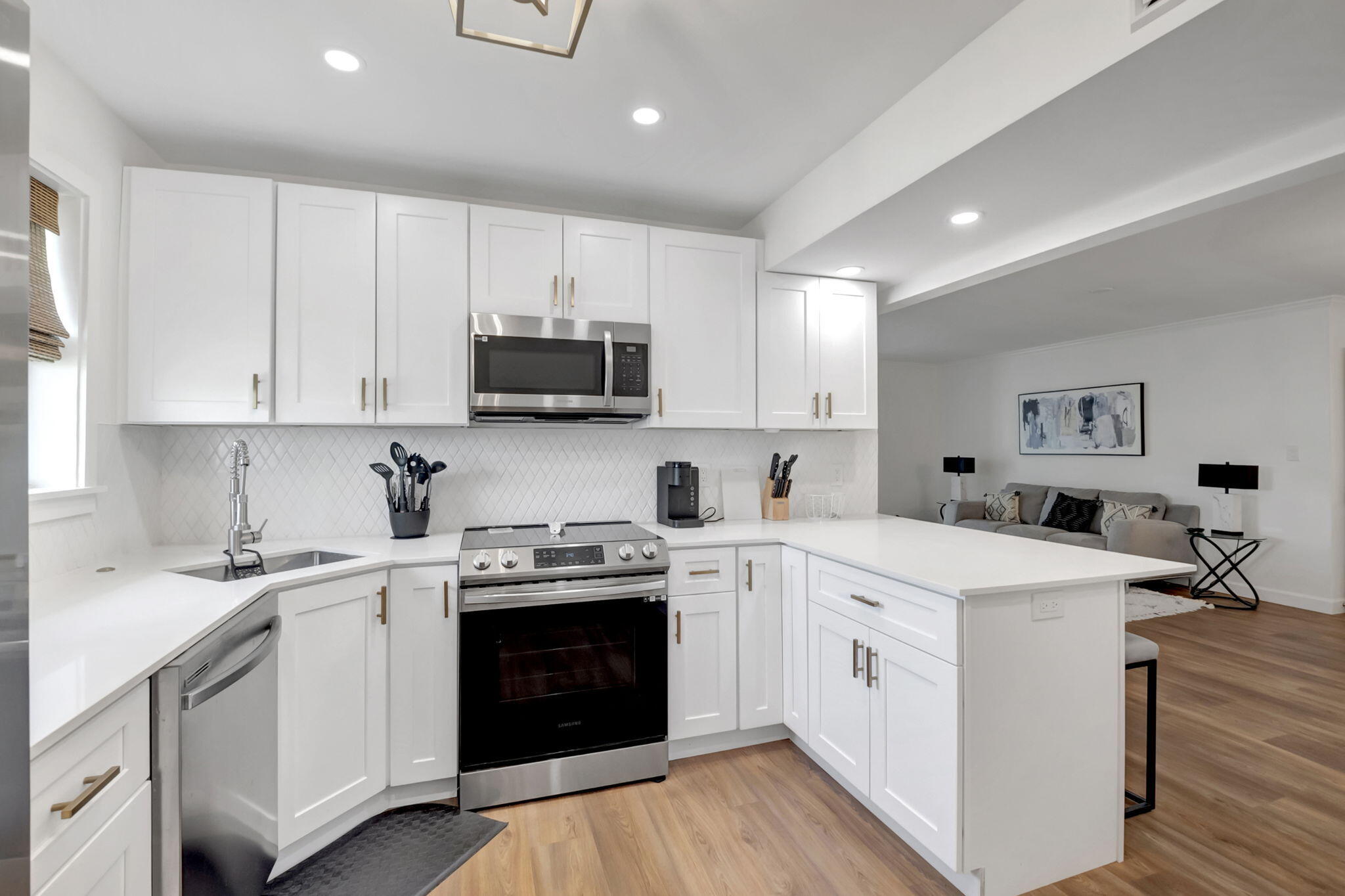 12 Colonial Club Drive 301