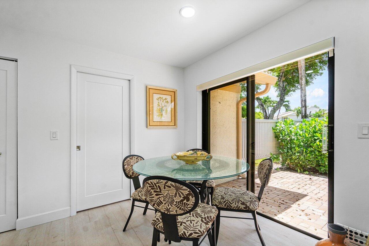 8 Eastgate Drive A