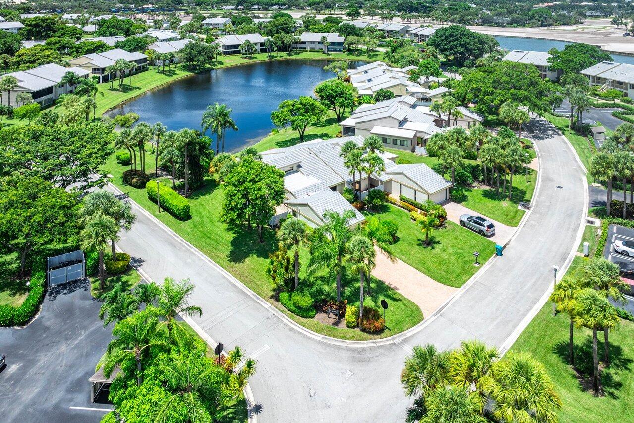 8 Eastgate Drive A