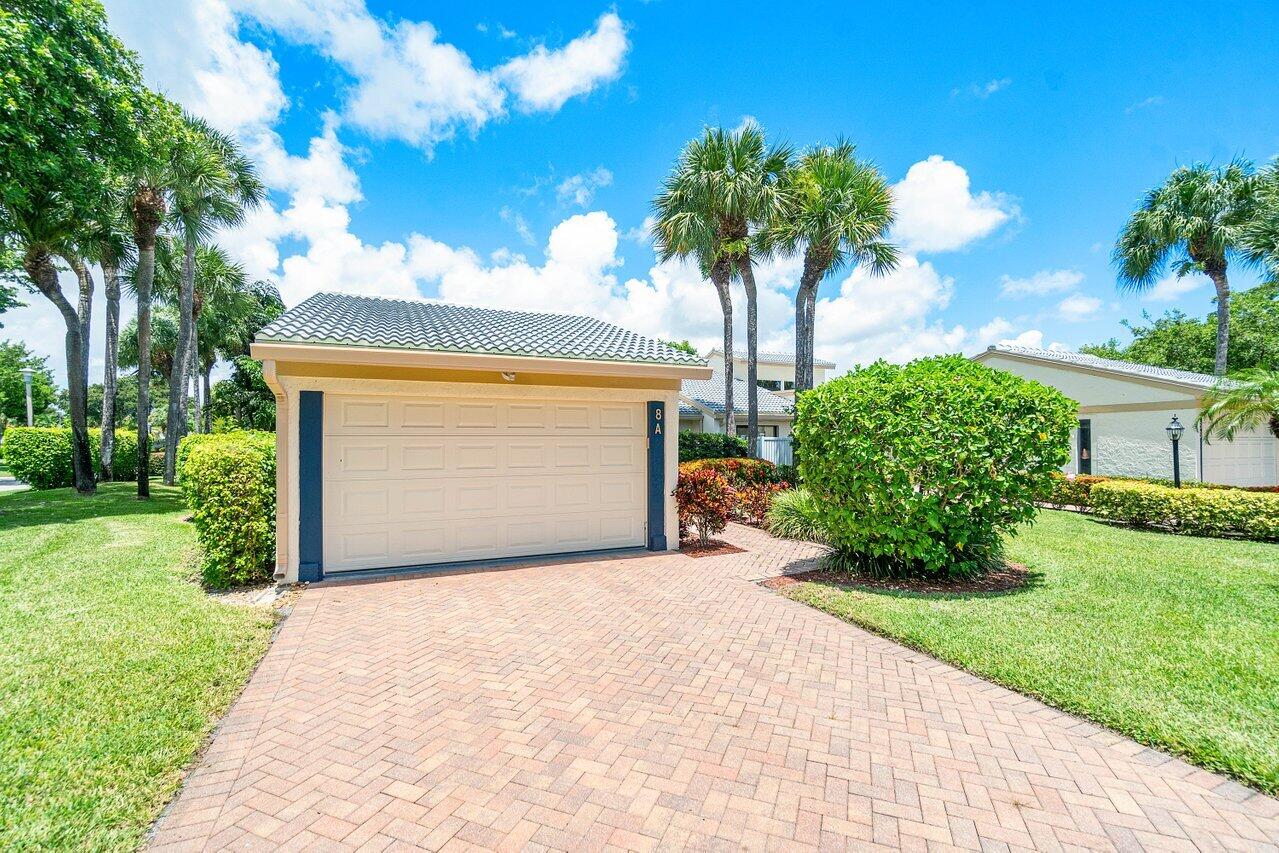 8 Eastgate Drive A