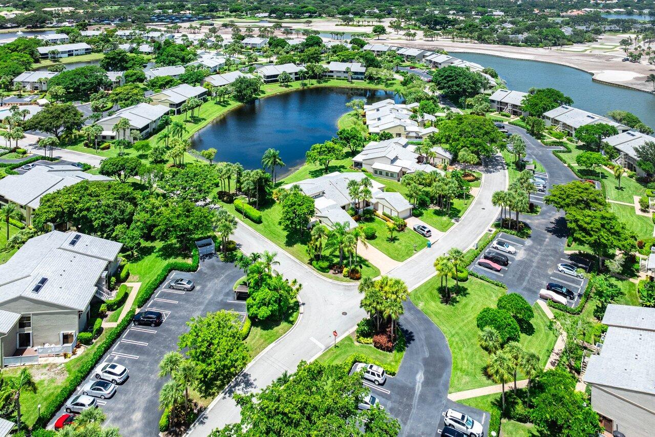 8 Eastgate Drive A