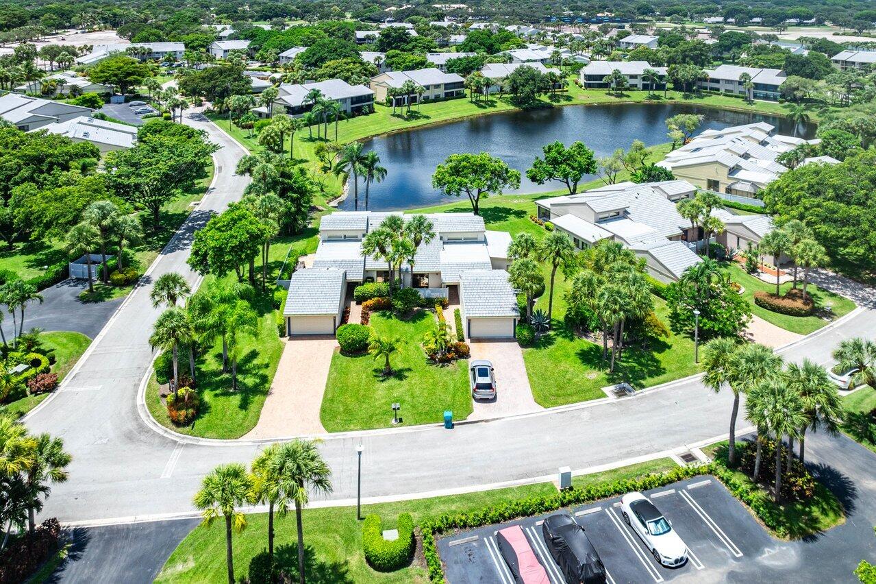 8 Eastgate Drive A