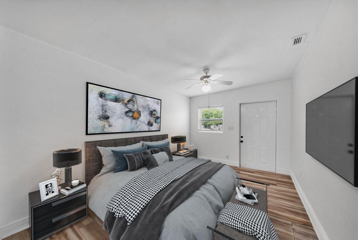 526 W Perry Street B, Lantana Unit: B