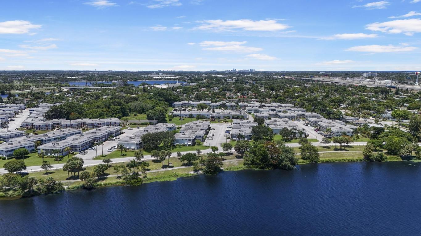 2920 Cynthia Lane 102, Lake Worth Beach Unit: 102