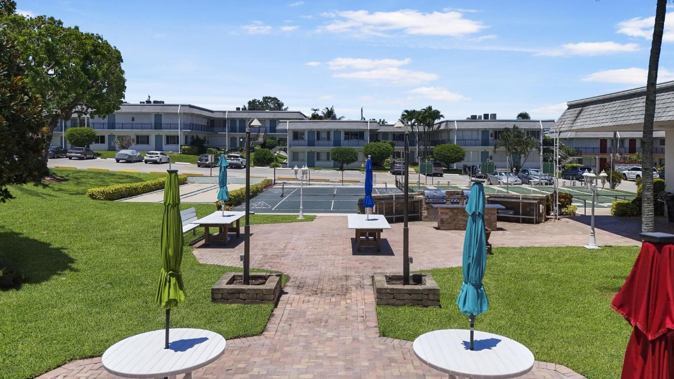 2920 Cynthia Lane 102, Lake Worth Beach Unit: 102