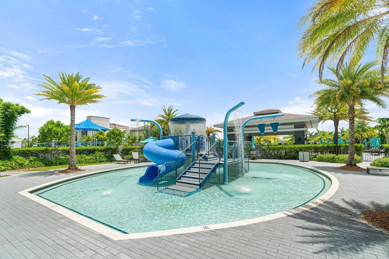 9571 Town Parc Circle S