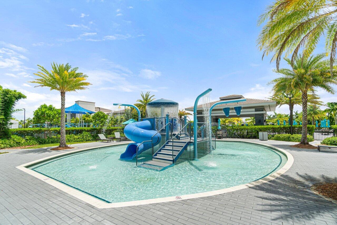 9571 Town Parc Circle S