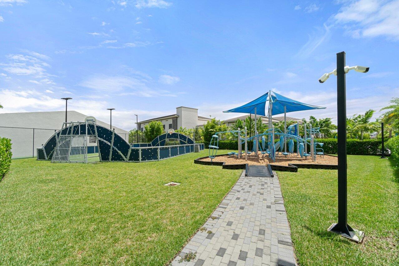 9571 Town Parc Circle S