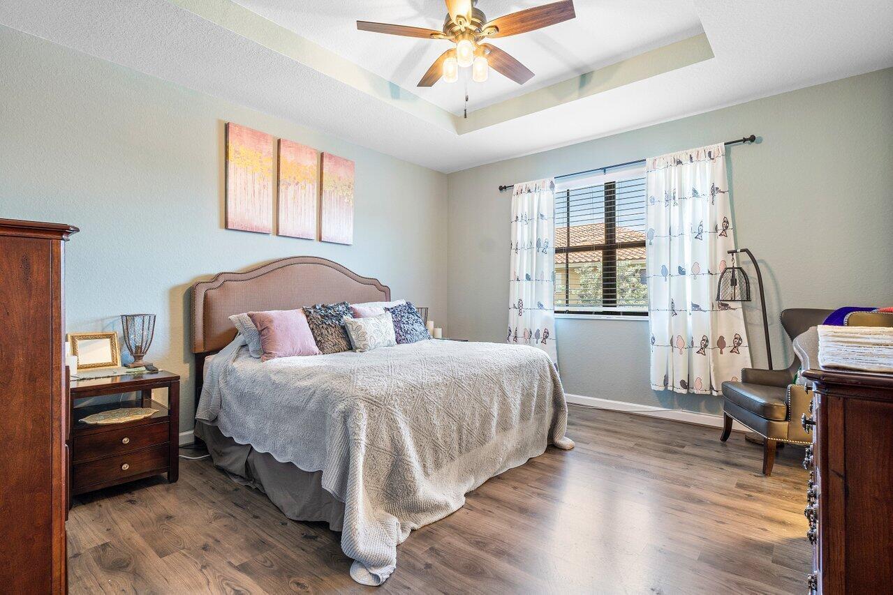 9571 Town Parc Circle S